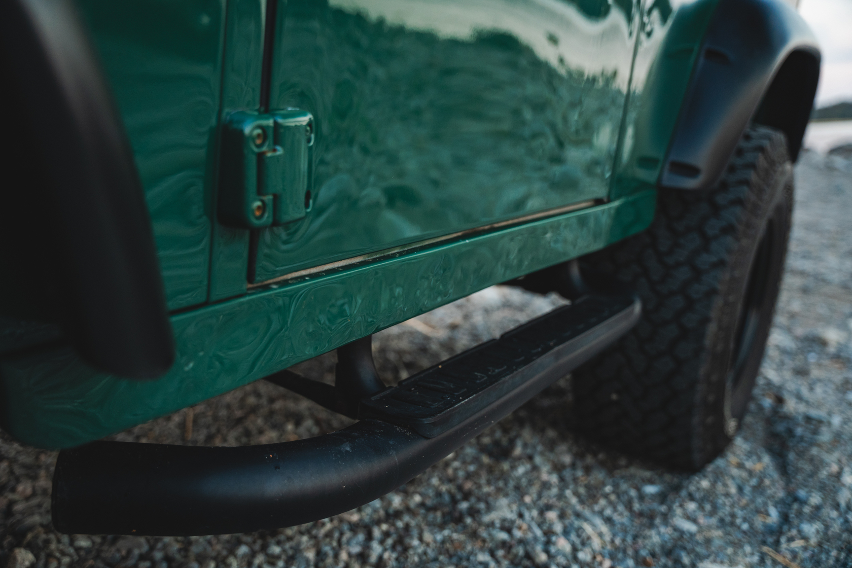 Exterior image of 2003 Land Rover Defender TD5 90 Pickup (86)