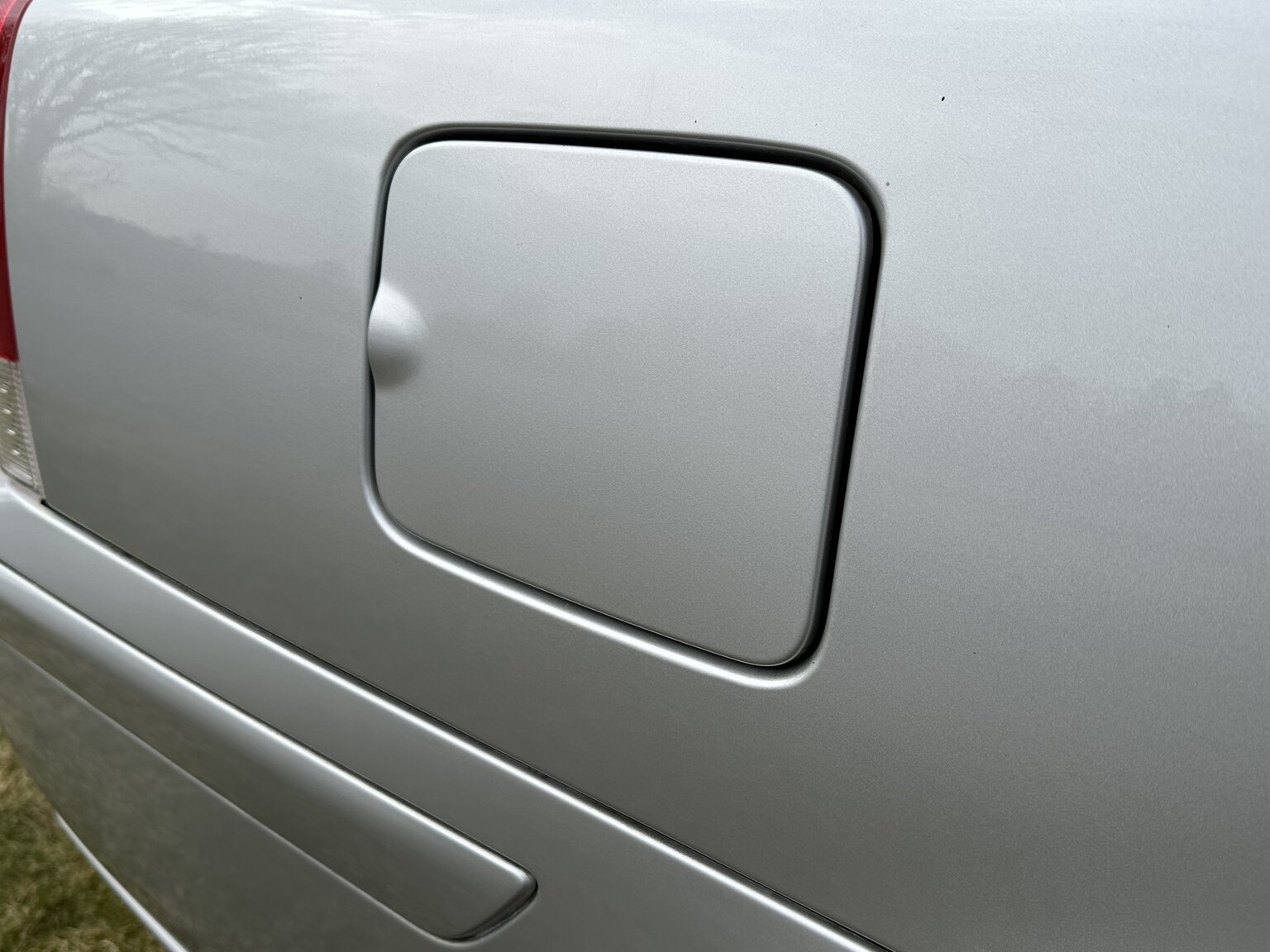 Exteriörbild på 2008 Volvo V70 Classic