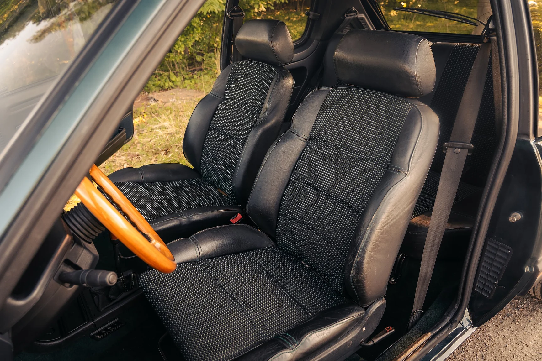 Interiörbild 1991 Peugeot 205 GTI 1.9 Monte Carlo (7)