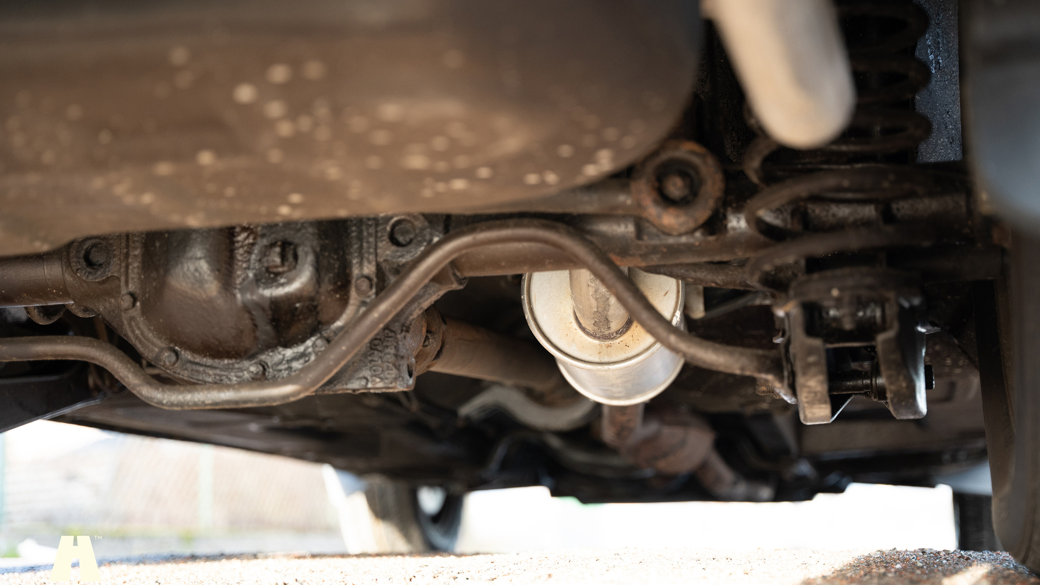 Image of 1988 Volvo 240 GL mechanics