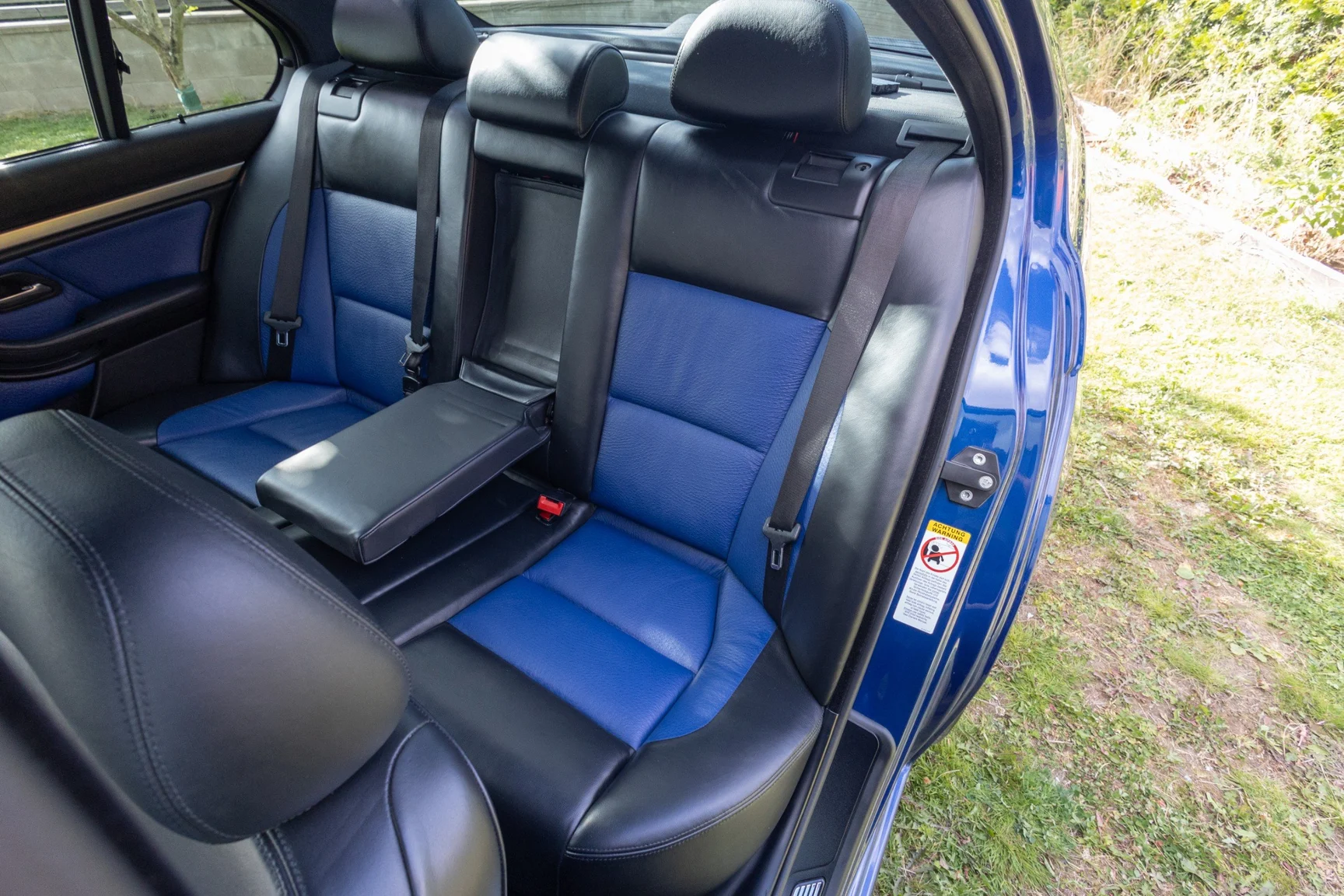Innenraumfoto von 2002 BMW M5 E39 (60)