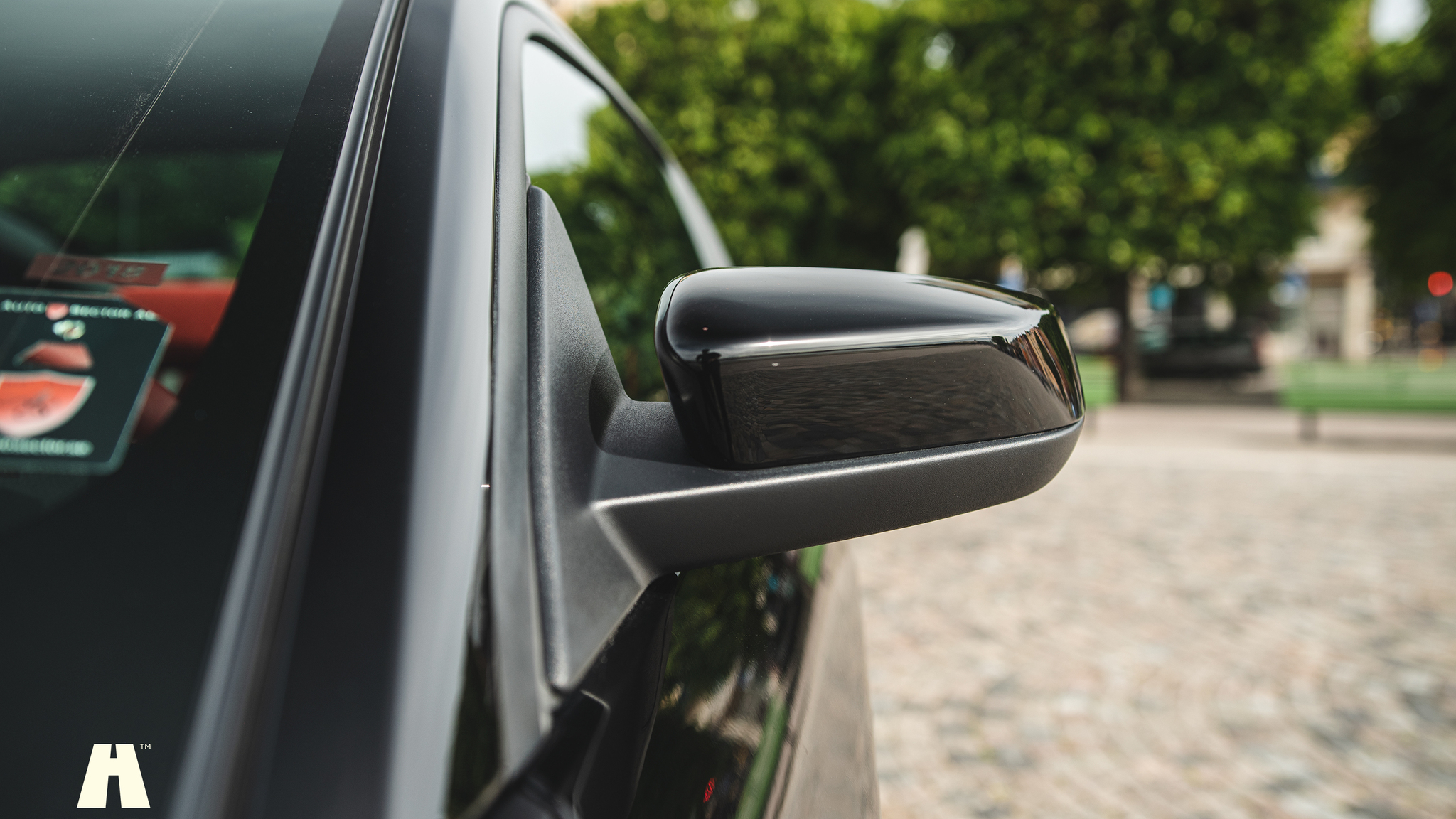 Exterior image of 2010 Ford Mustang GT 