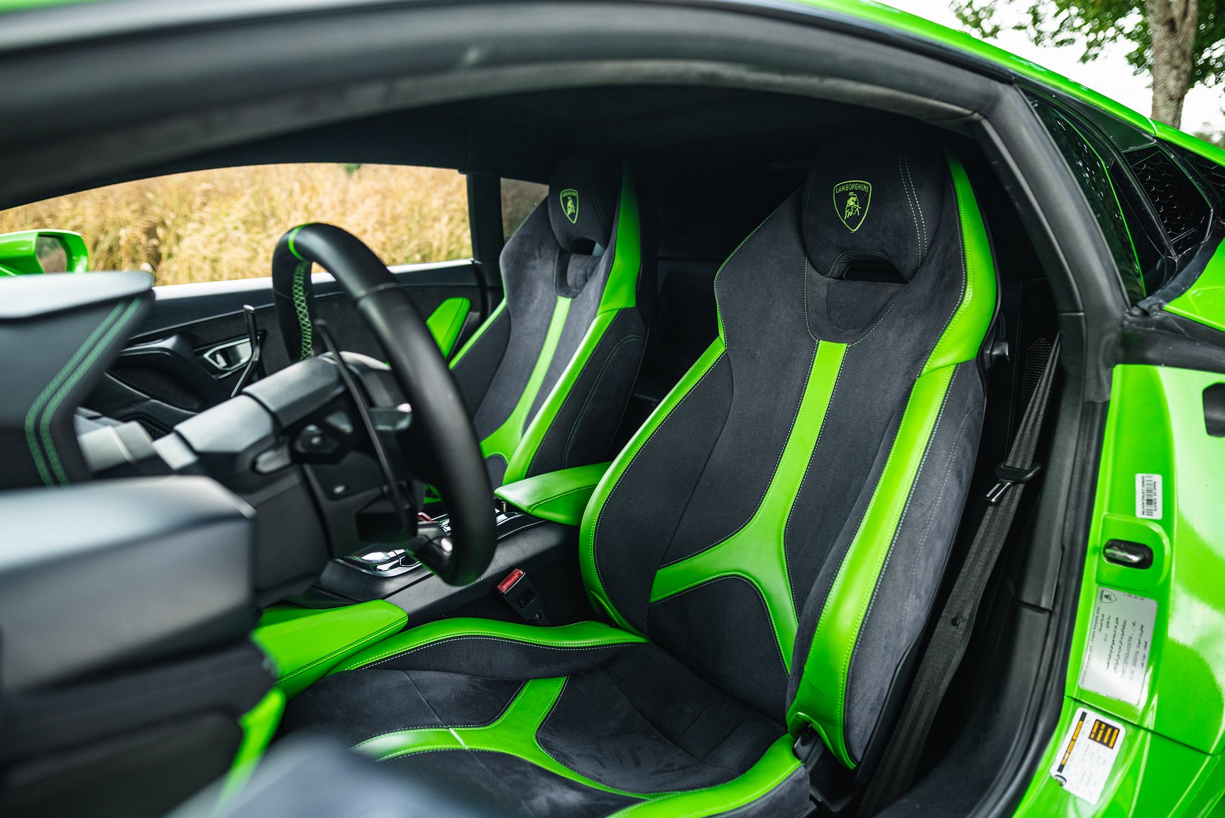 Interiörbild 2016 Lamborghini Huracan LP-610-4