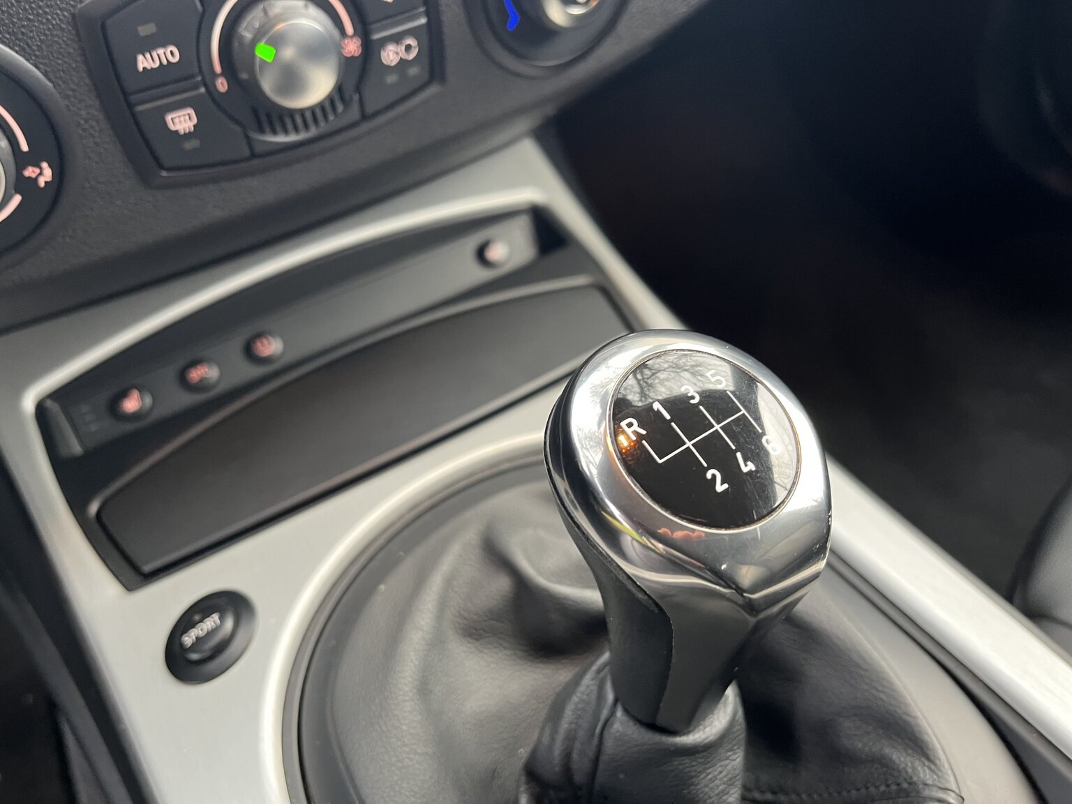 Interior image of 2007 BMW Z4 3.0Si Coupé