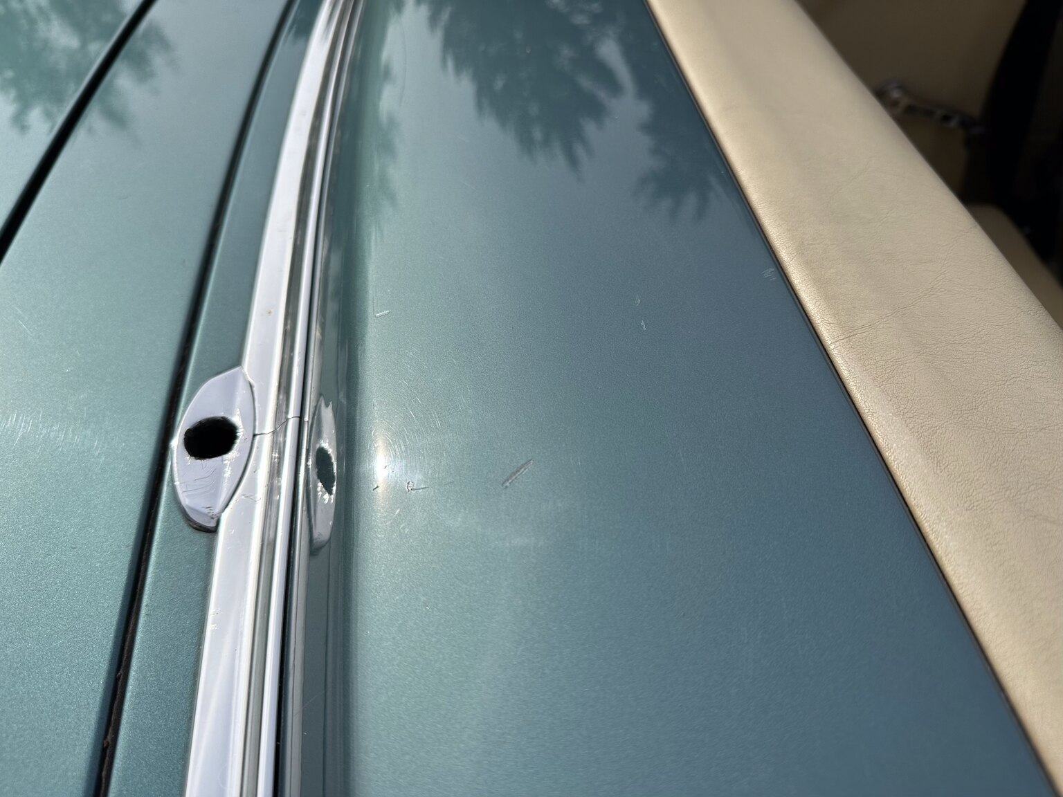 Exteriörbild på 1985 Mercedes-Benz 380 SL