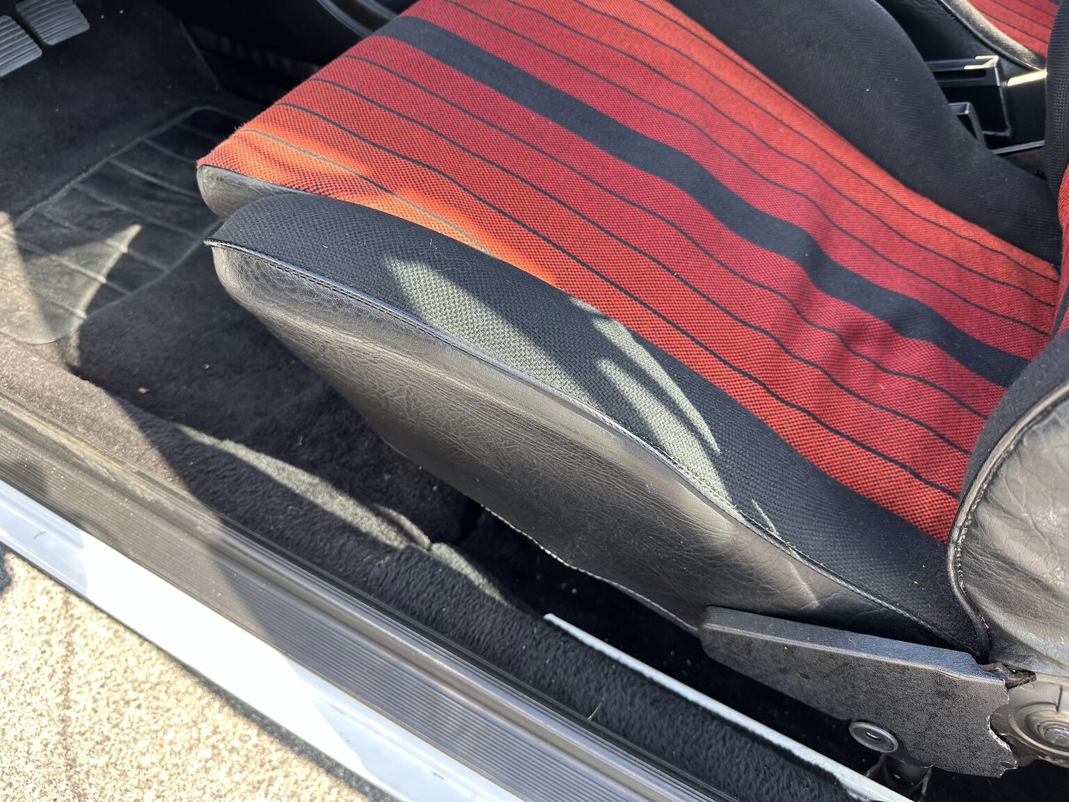 Interiörbild 1984 Volkswagen Golf GTI 