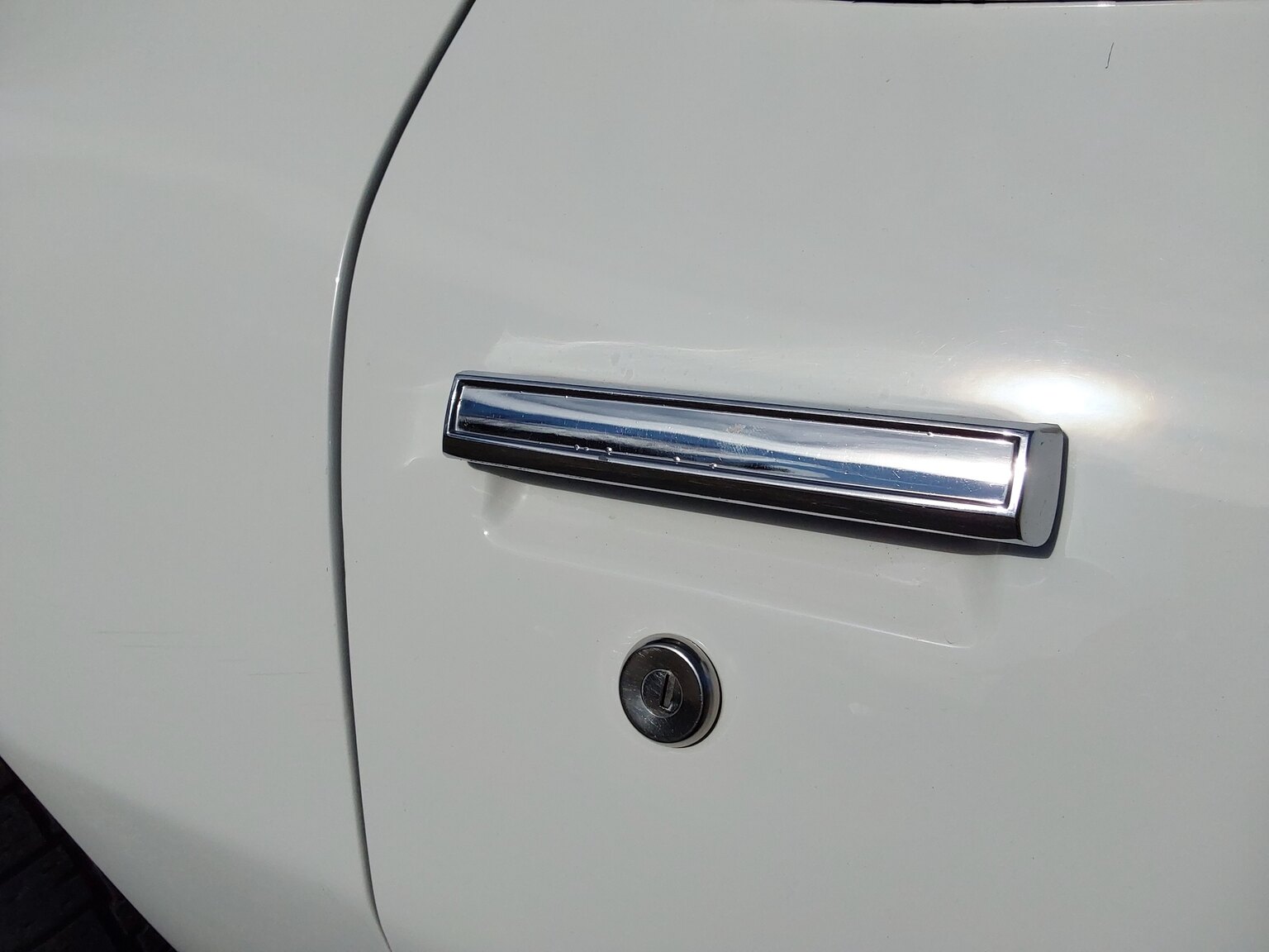 Exteriörbild på 1975 Pontiac Firebird Esprit 