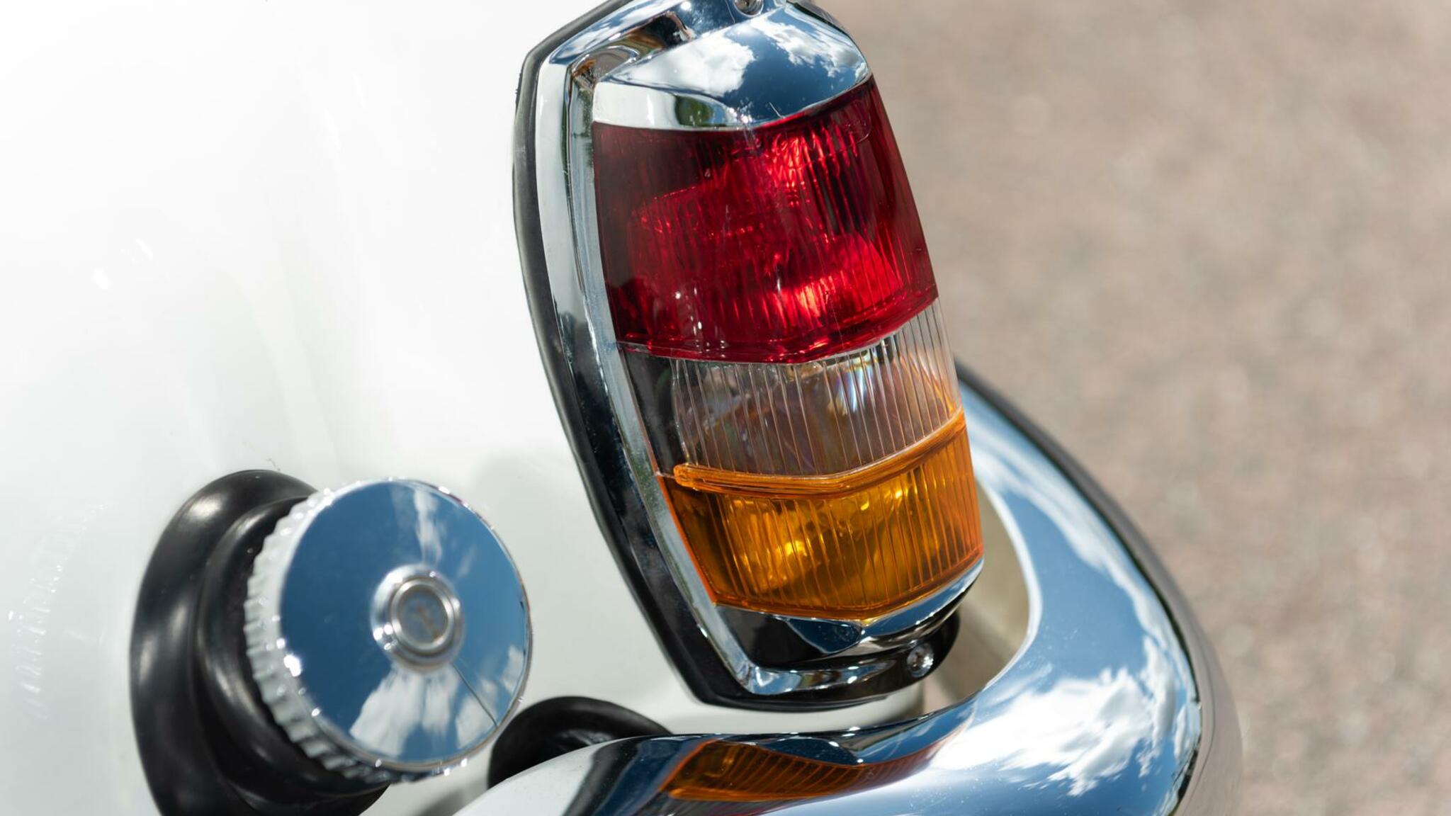 Aussenfoto 1956 Mercedes Benz 190 SL Roadster (46)