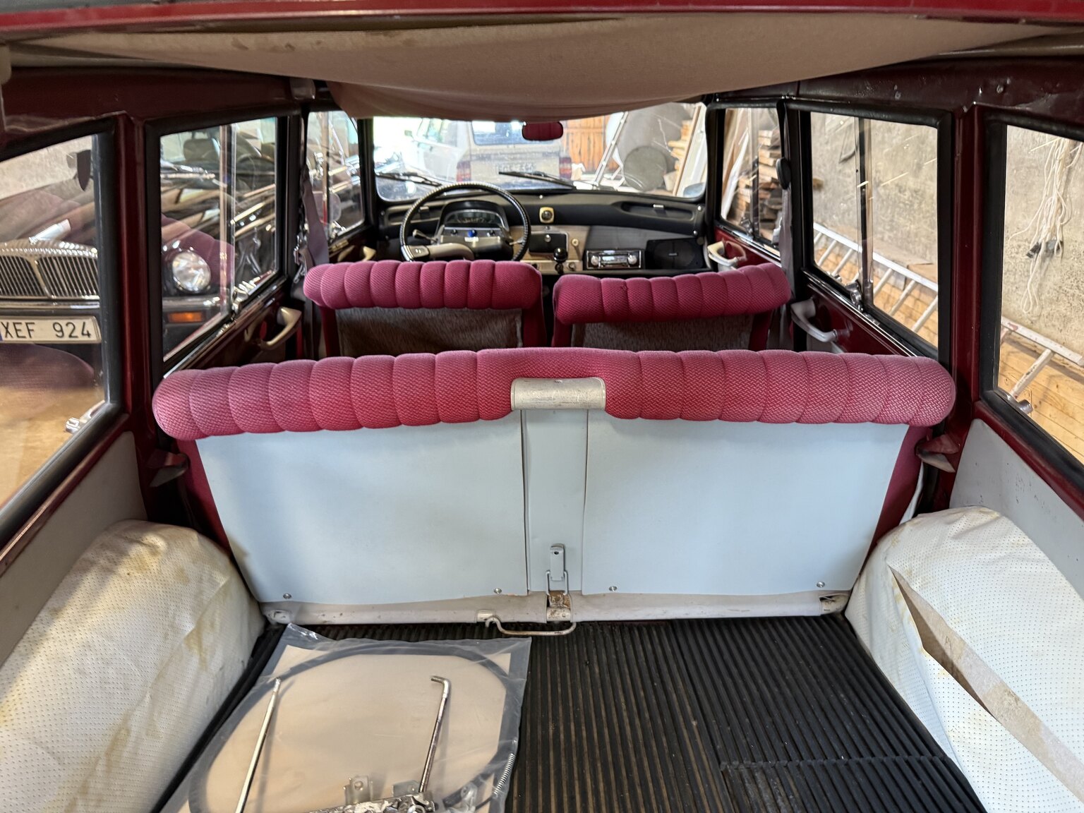 Interiörbild 1967 Citroën Ami 6 Weekend
