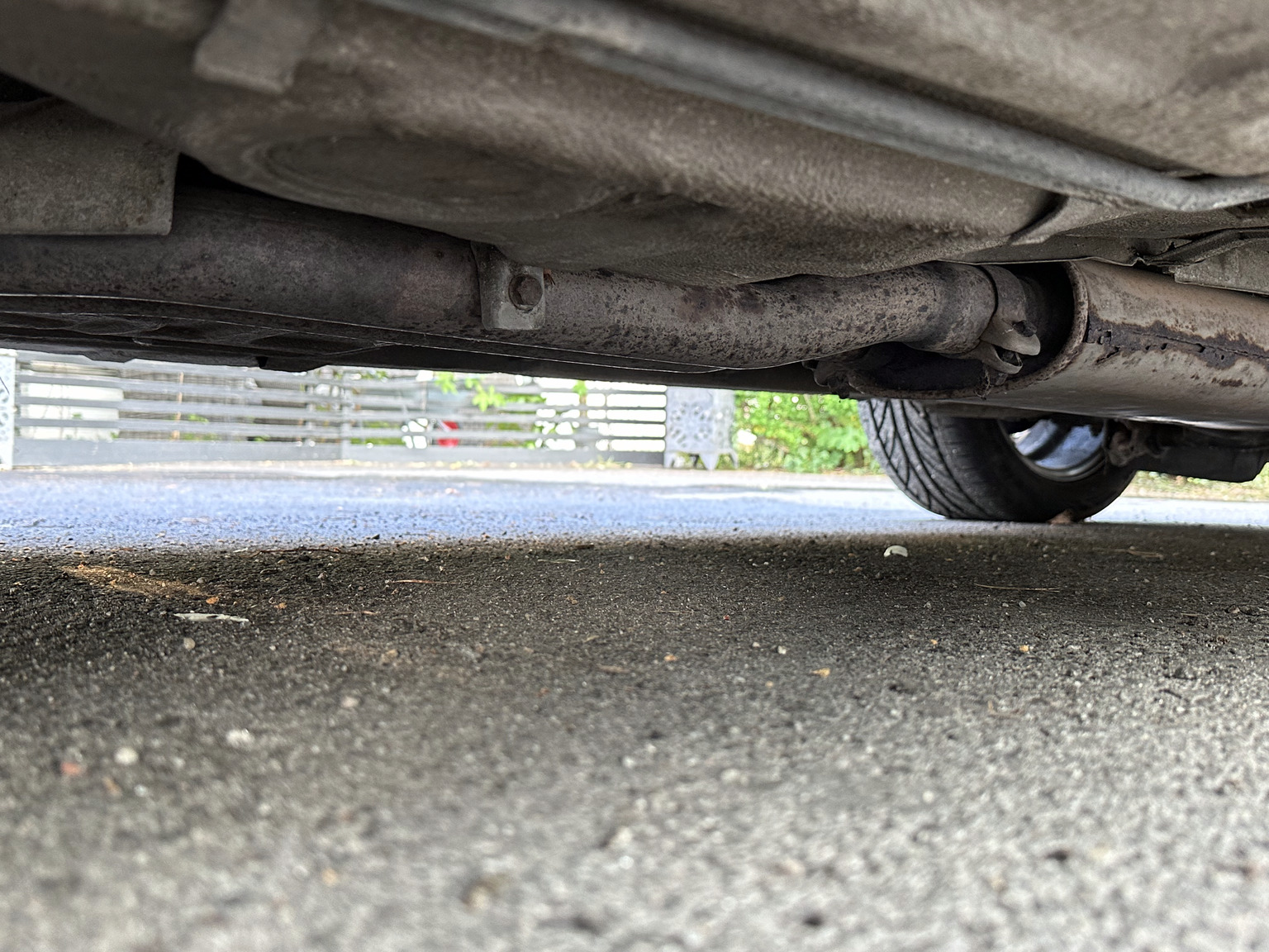 Image of 1985 Porsche 928 (18) mechanics