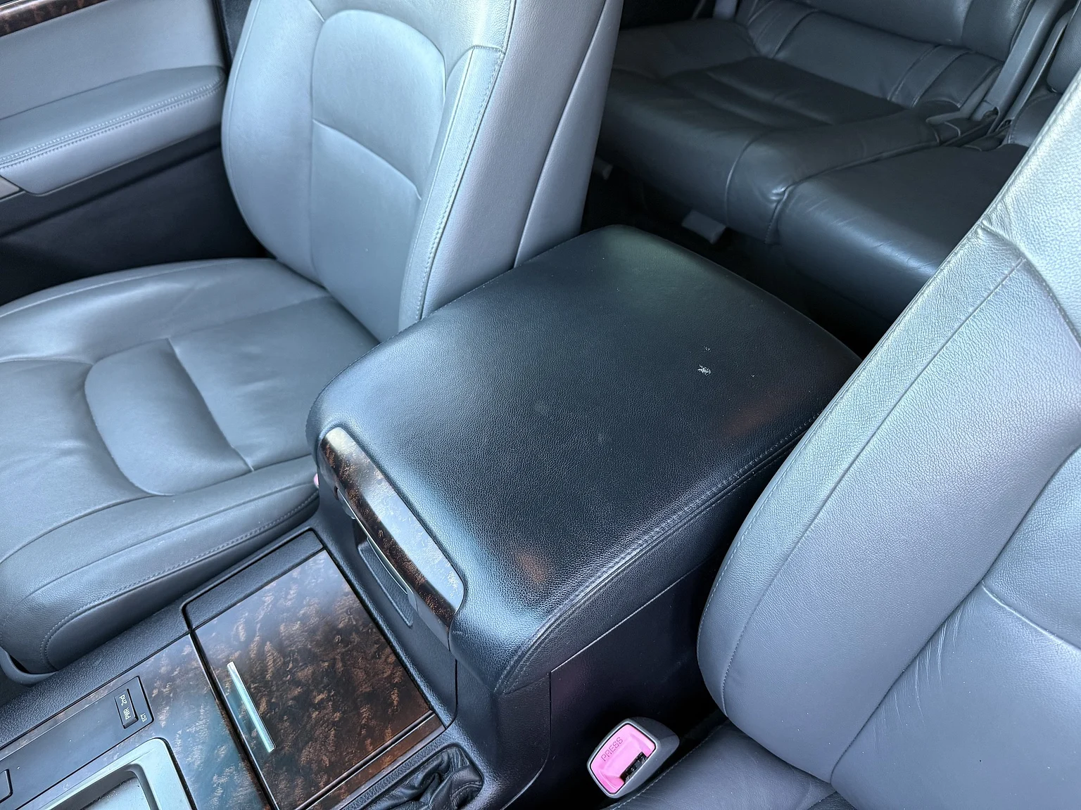 Interiörbild 2008 Toyota Land Cruiser 200 Series 4.5 V8 (15)