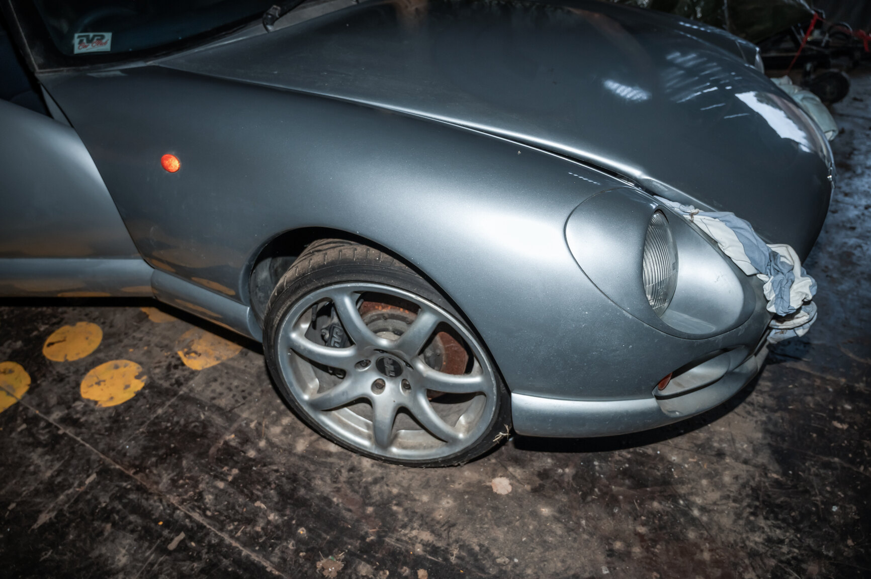 Exteriörbild på 1998 TVR Cerbera