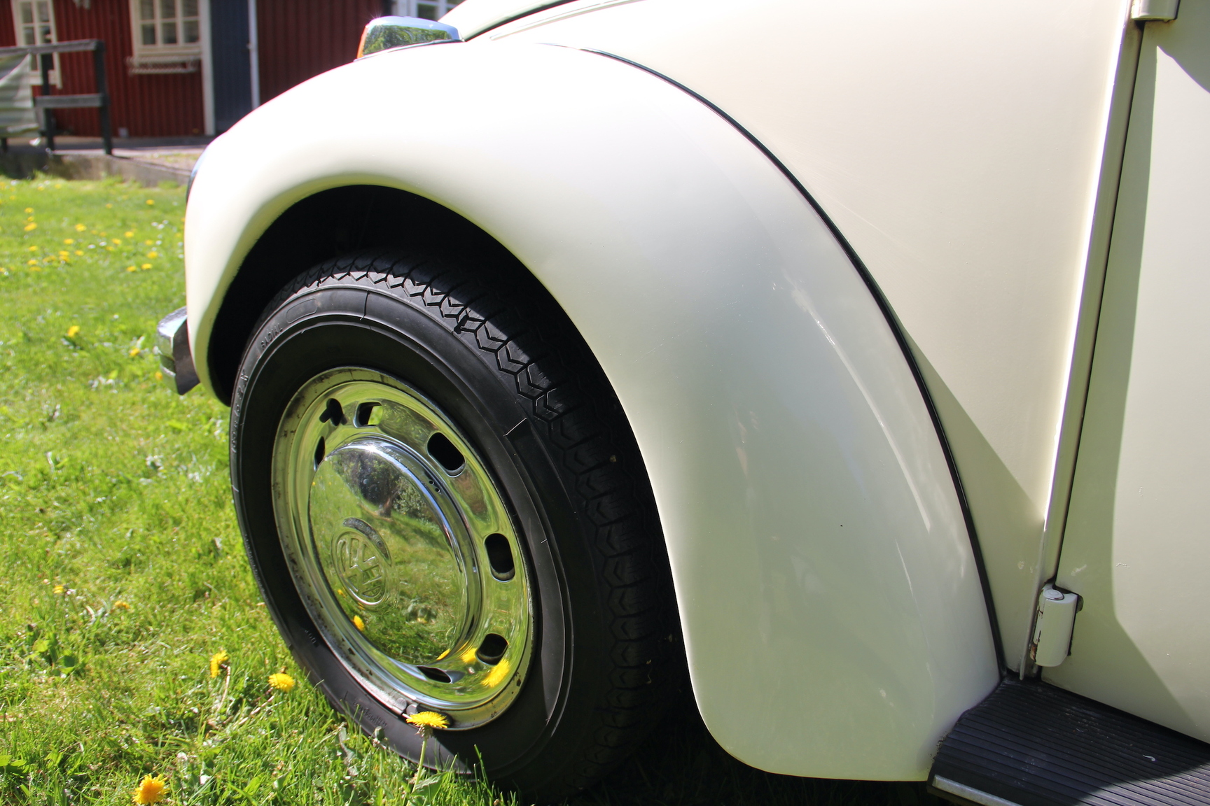 Exterior image of 1974 Volkswagen Beetle 1303 S (57)