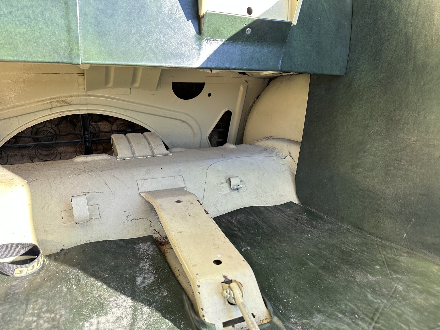 Interior image of 1950 Chrysler Windsor Convertible (37)