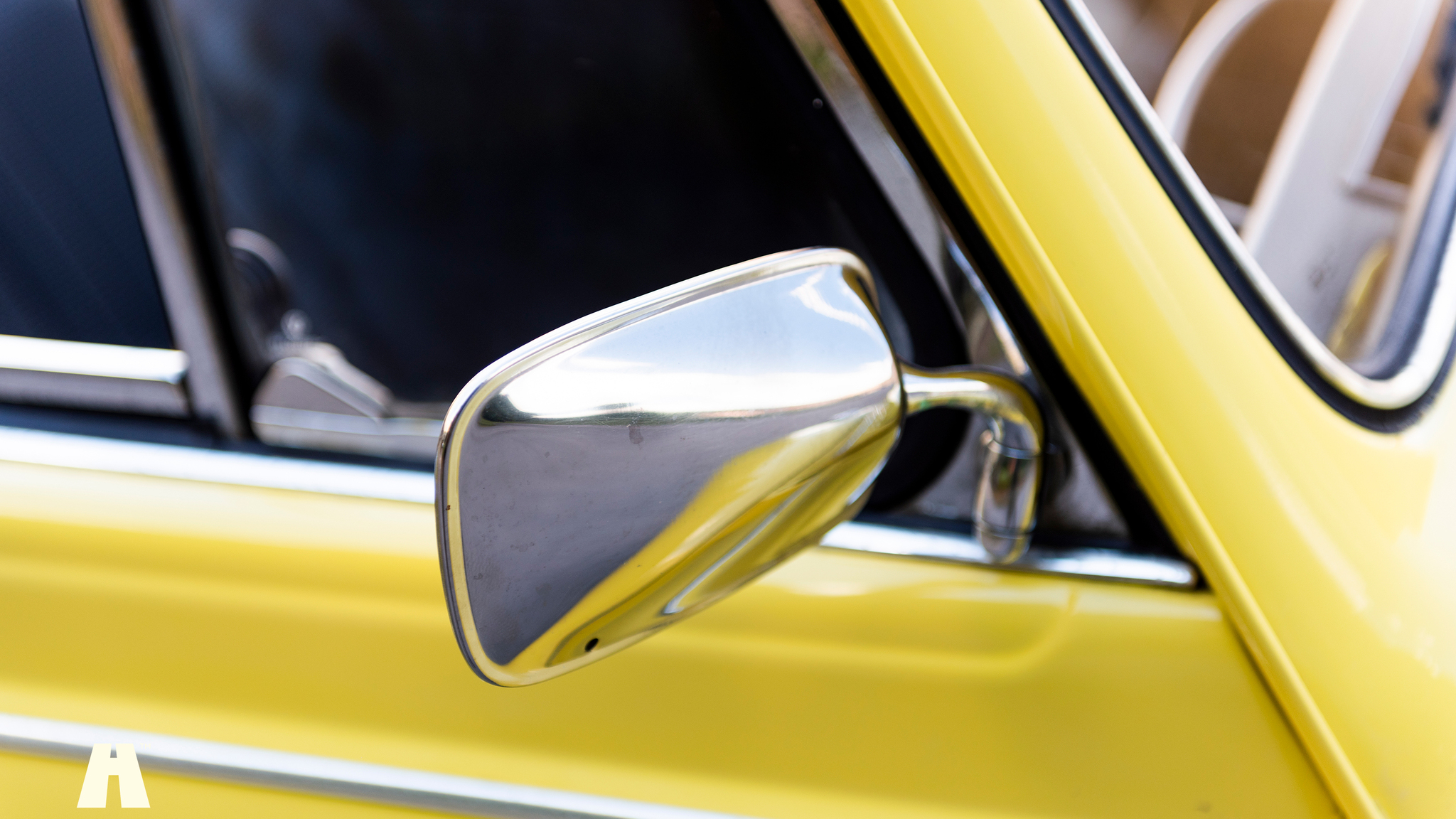 Exterior image of 1972 Volkswagen beetle cabriolet 1302 LS
