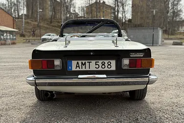 #<Image:0x00007f5ef4b83210>