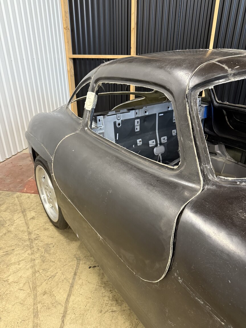 Exterior image of 2000 Mercedes-Benz SLK 230 "Gullwing" (6)