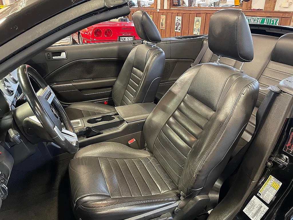 Bild von 2006 Ford Mustang (19)