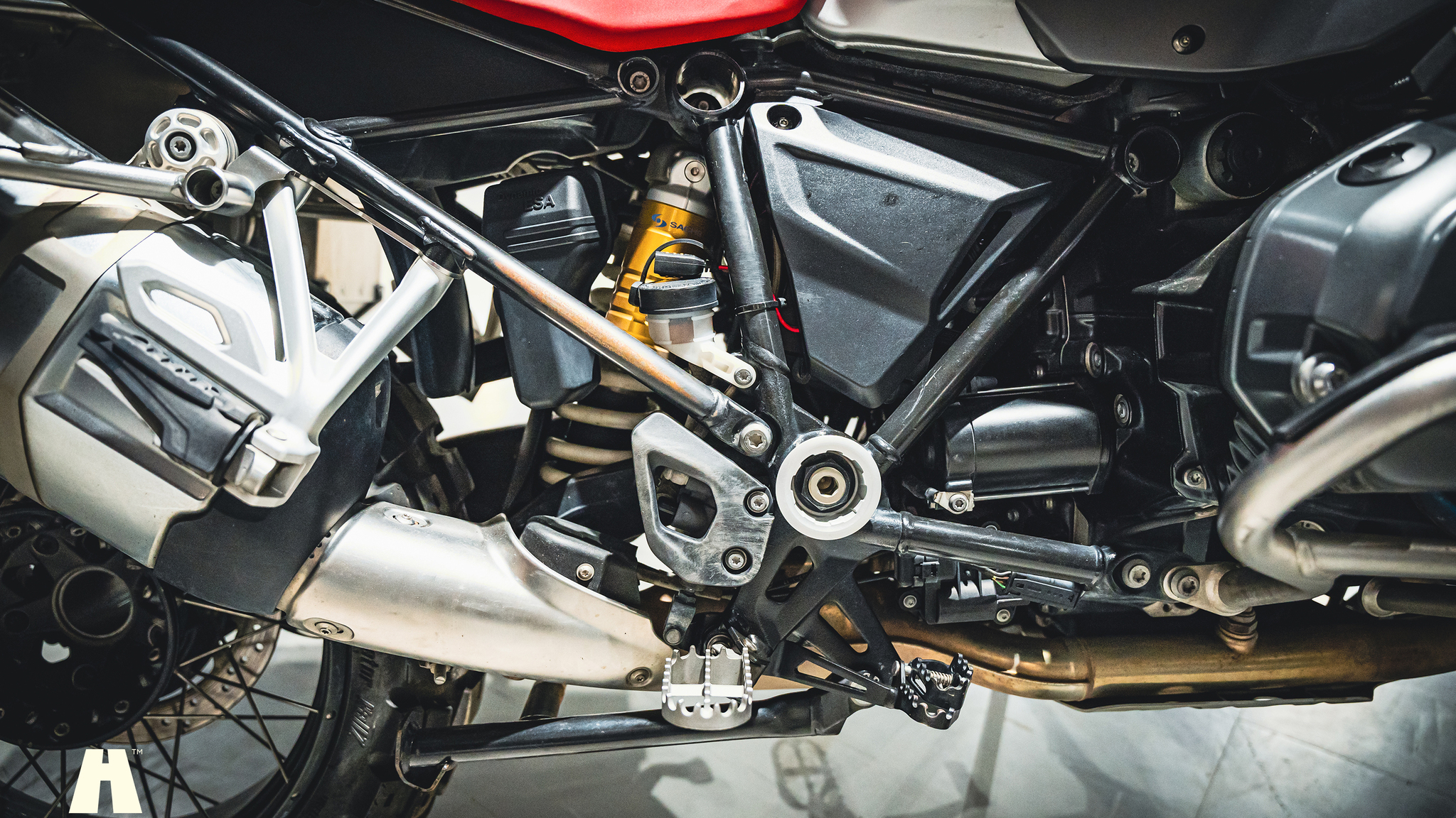 Image of 2017 BMW R 1200 GSA mechanics (15)