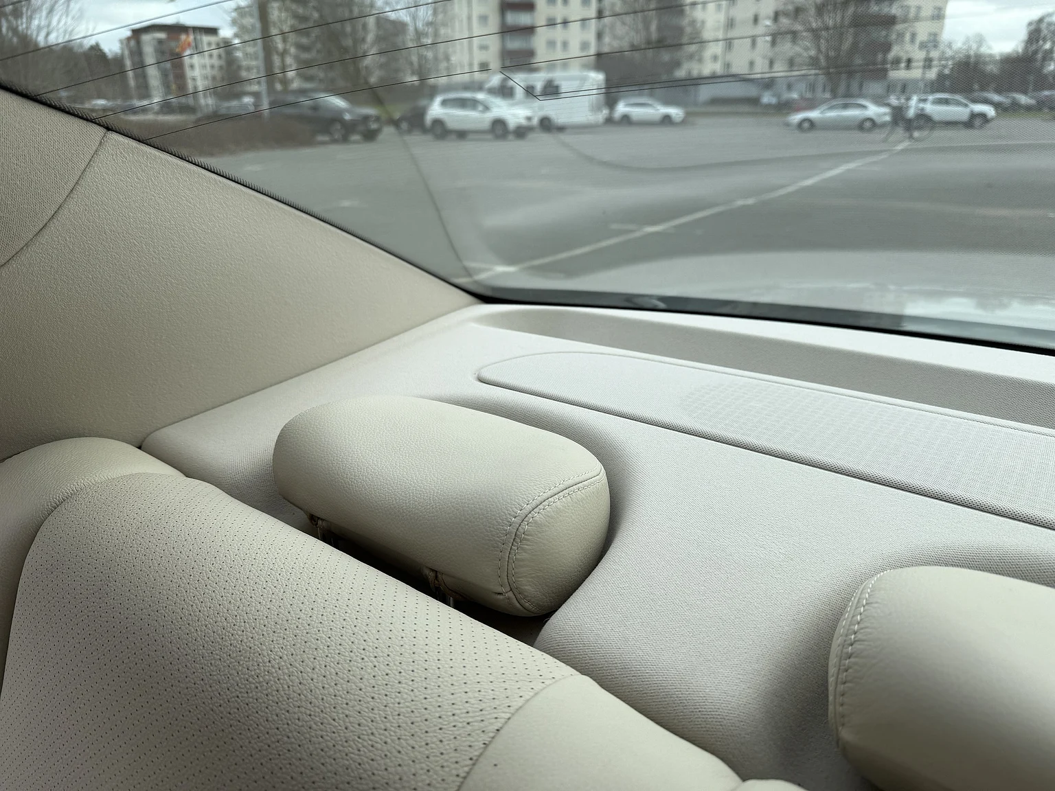 Interiörbild 2004 Mercedes-Benz E 500 7G-Tronic (52)