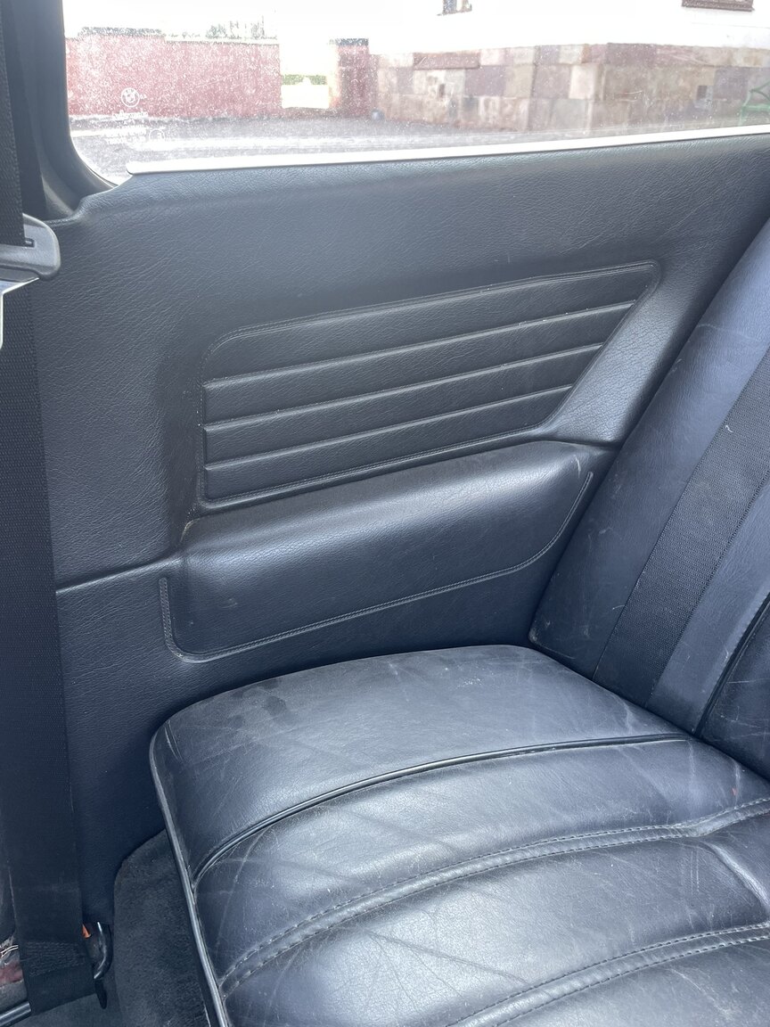 Interiörbild 1987 BMW 320i