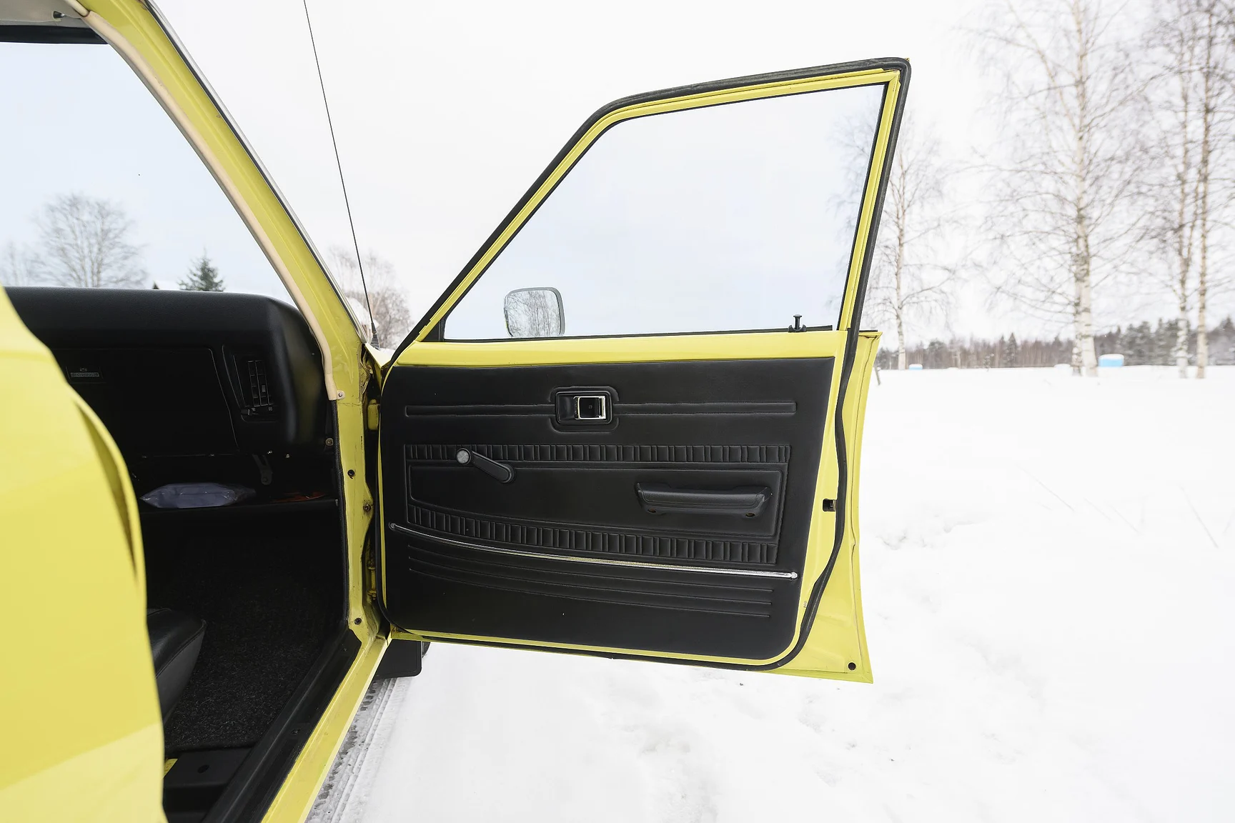 Interiörbild 1975 Toyota Corolla KE30 (28)