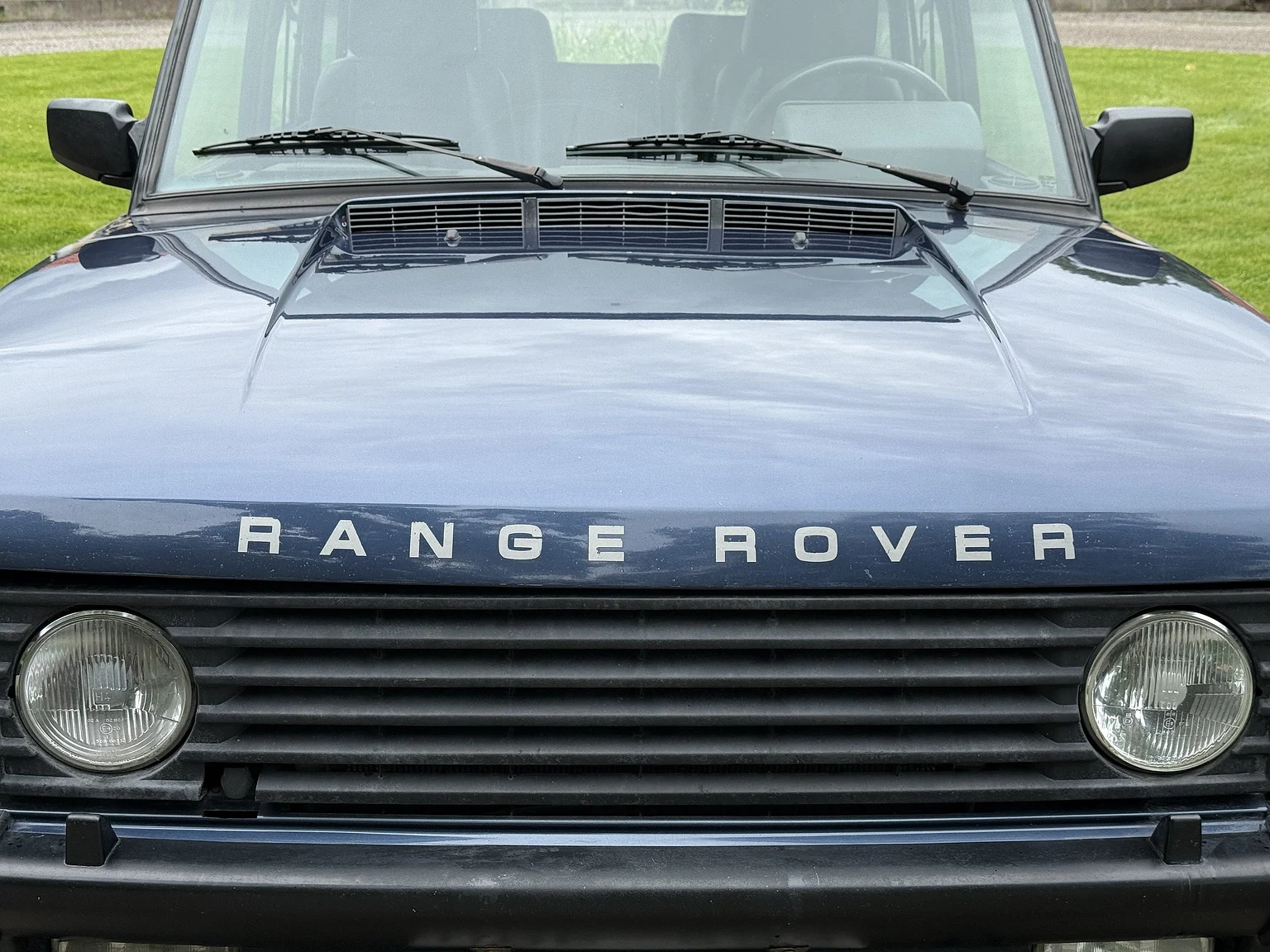 Exterior image of 1990 Range Rover Vogue SE 3.9 (52)