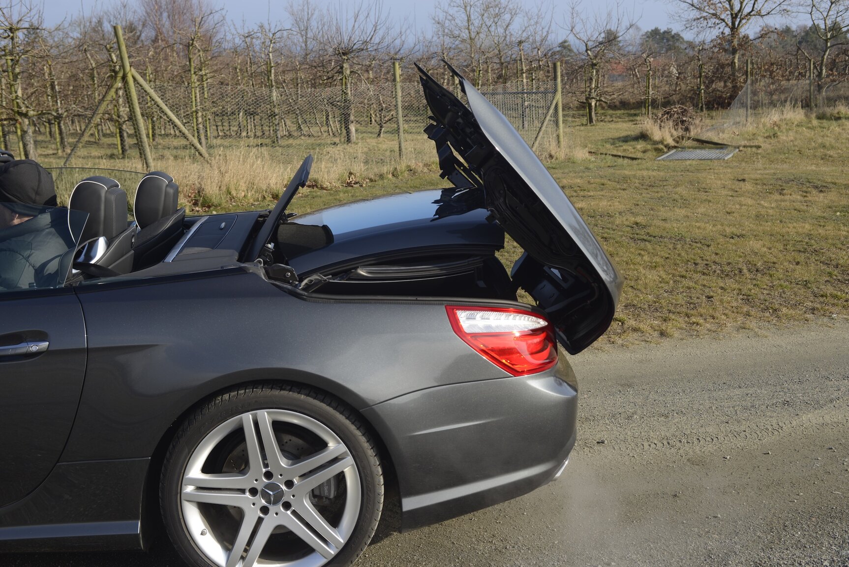 Exterior image of 2014 Mercedes-Benz SL500