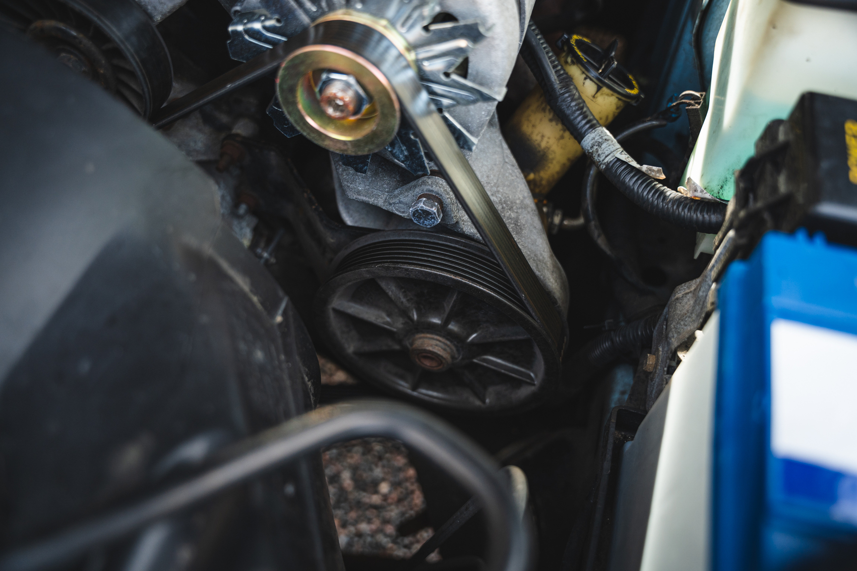 Image of 1991 Ford Thunderbird (24) mechanics