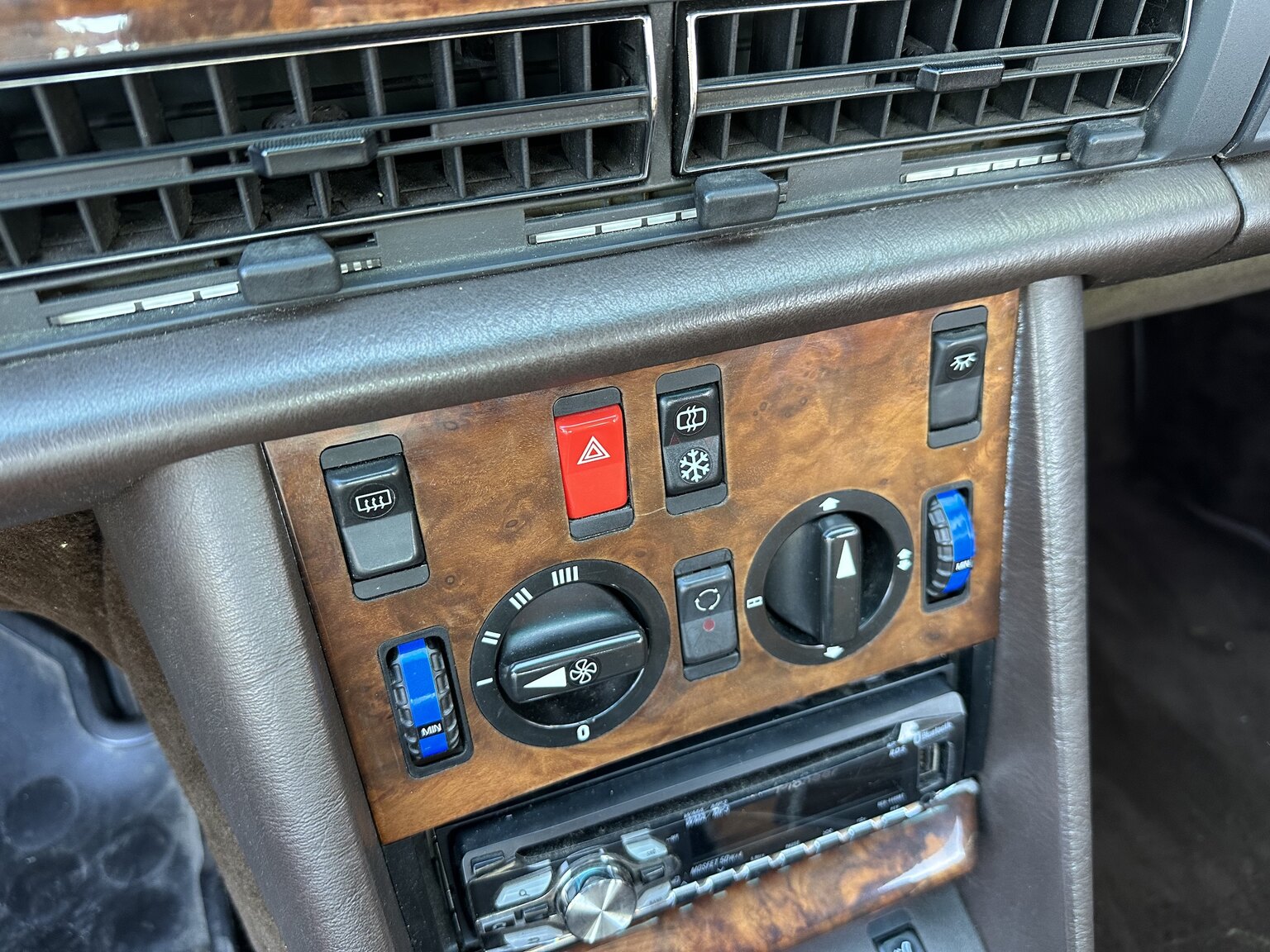 Innenraumfoto von 1986 Mercedes-Benz 500 SEC (21)