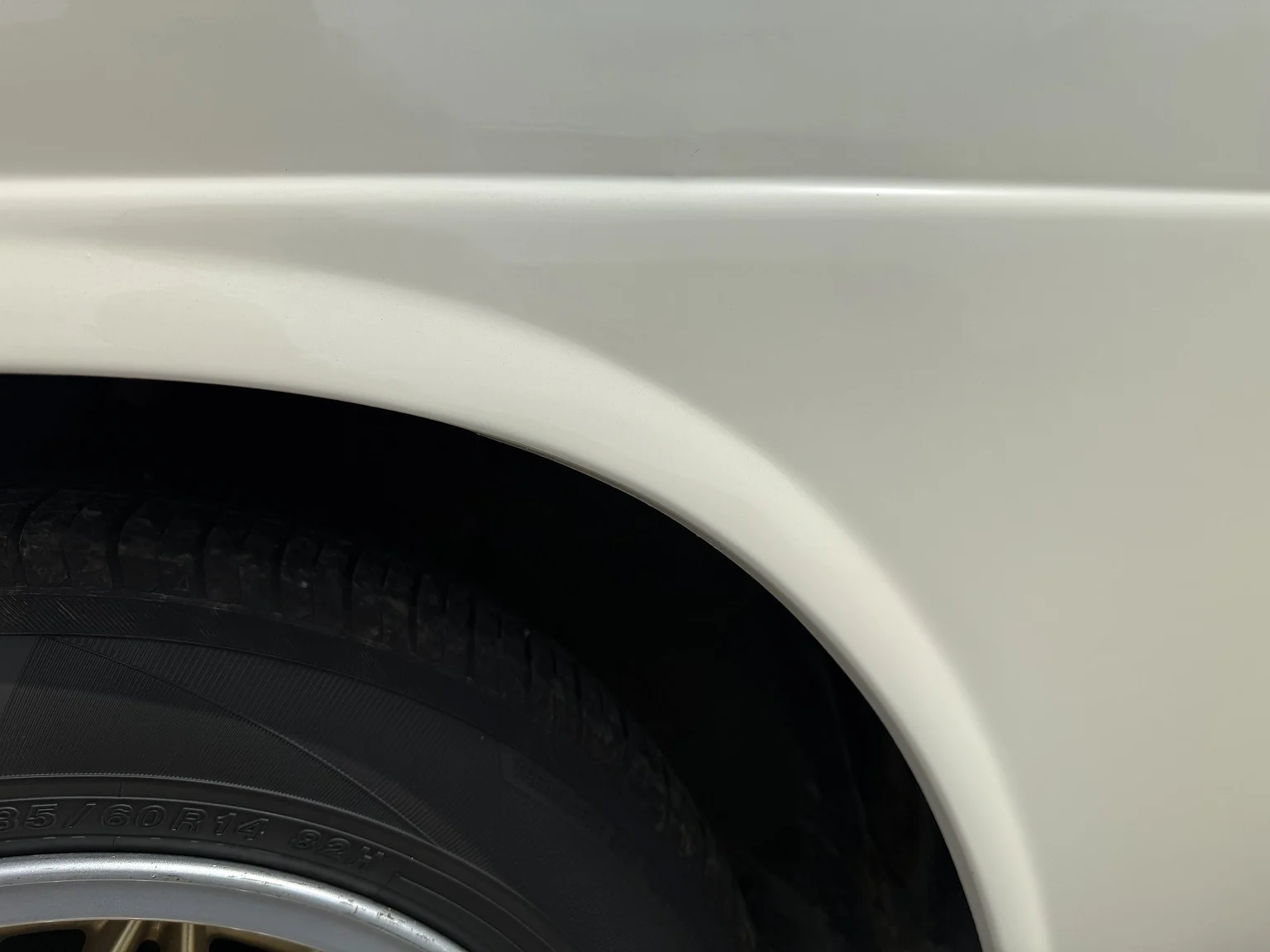 Exteriörbild på 1970 BMW New Class 4-dörrars Sedan (28)