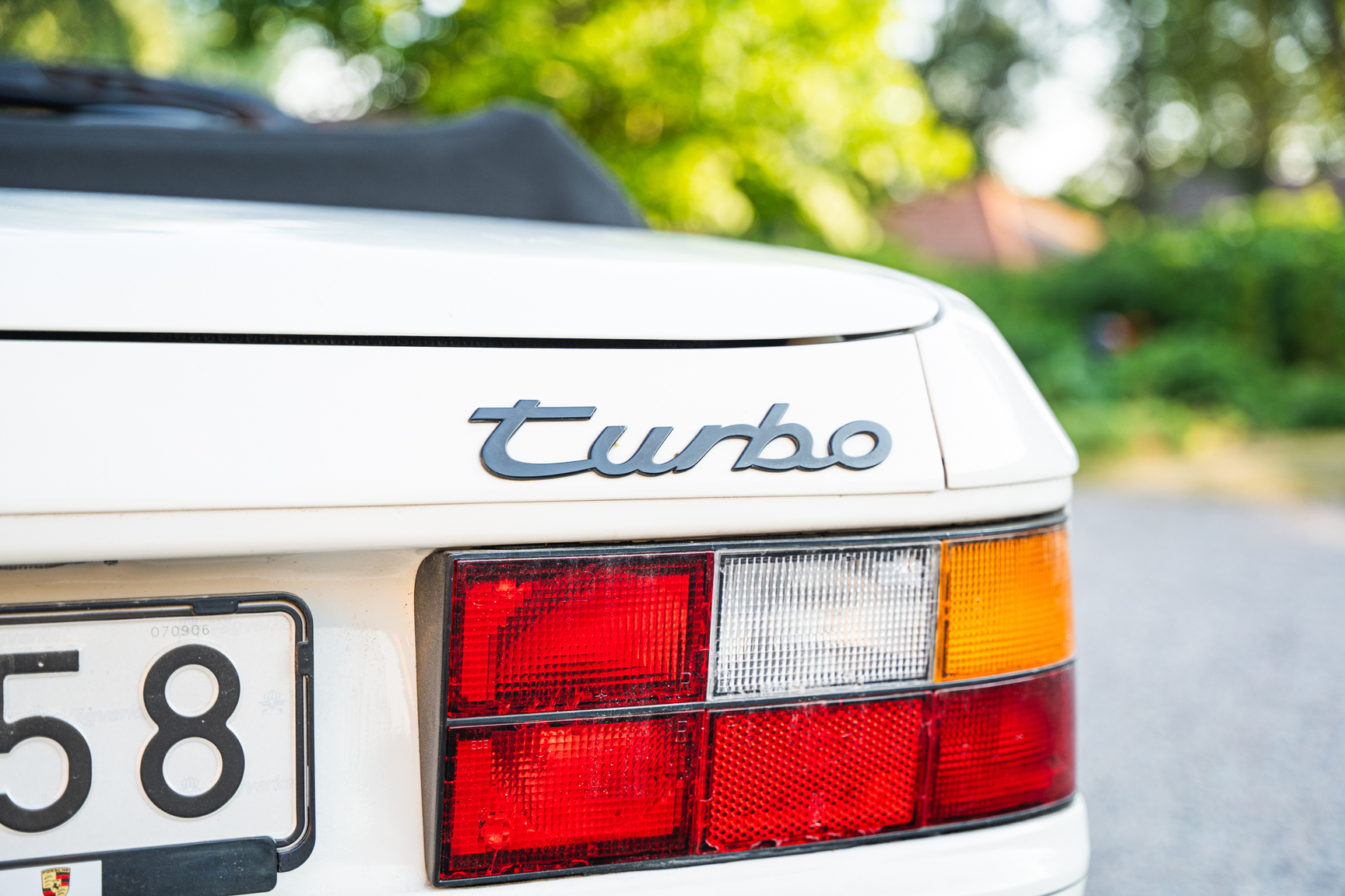 Exteriörbild på 1991 Porsche 944 Turbo Cabriolet