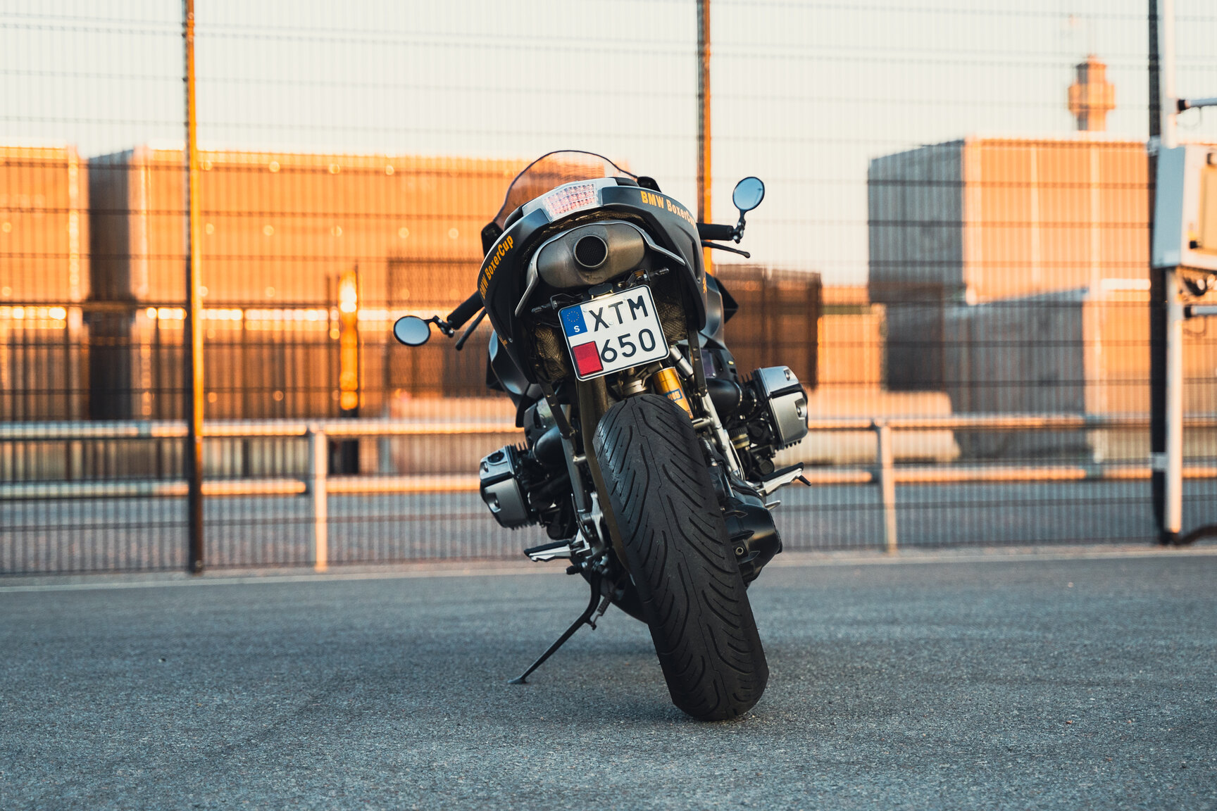 Exterior image of 2006 BMW R1200S
