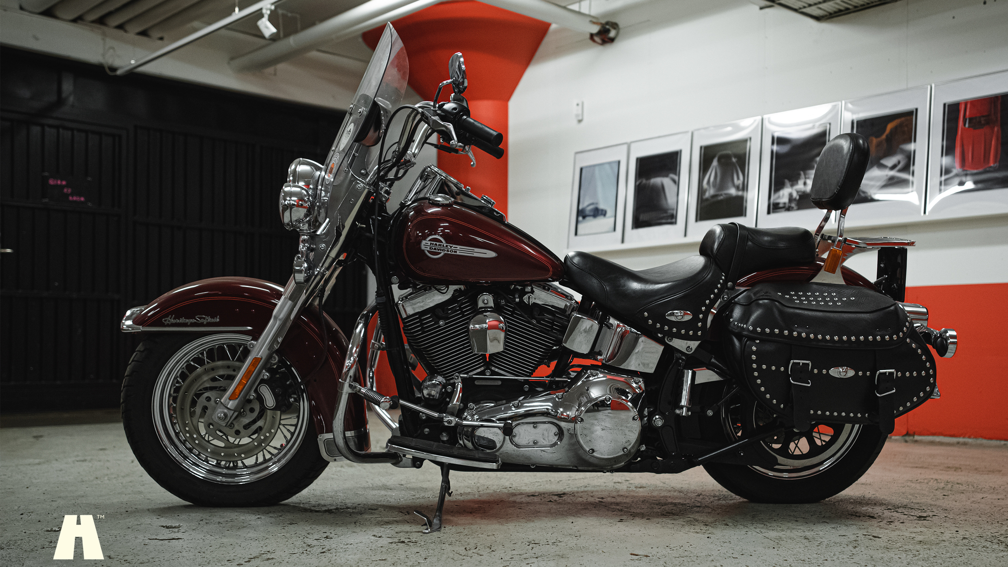 Exterior image of 2002 Harley-Davidson Heritage Softail Classic