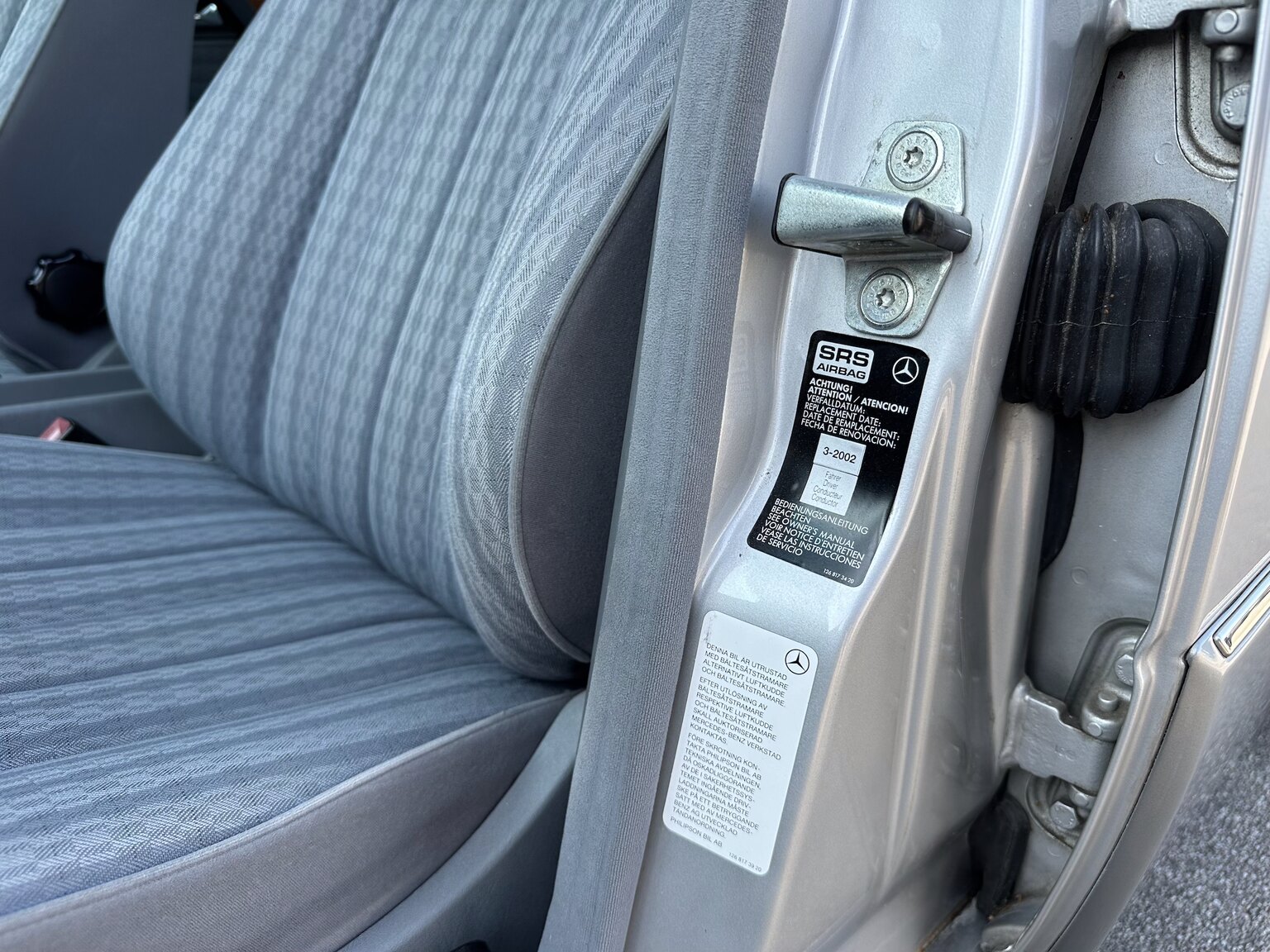 Innenraumfoto von 1992 Mercedes-Benz 250D