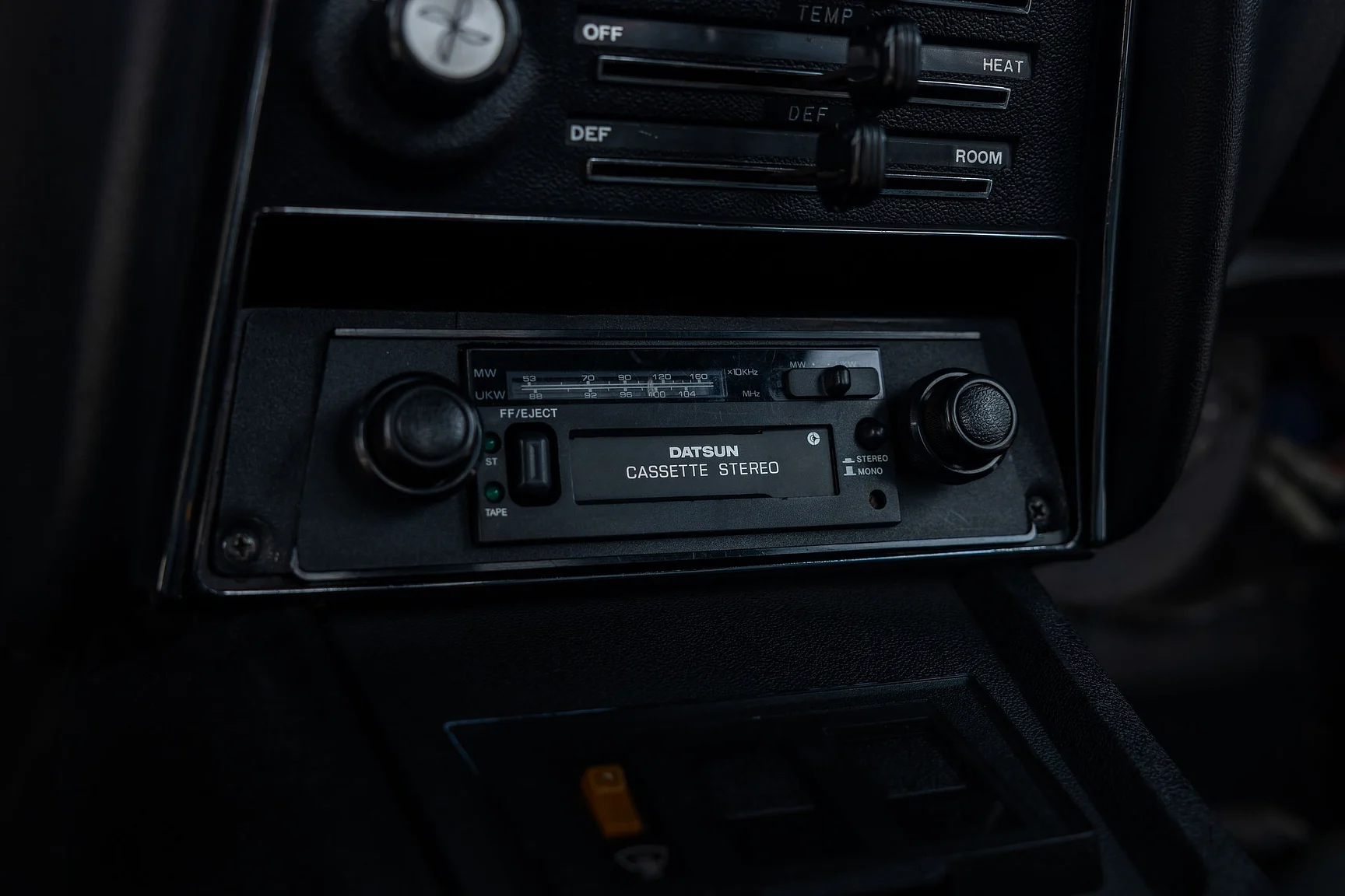 Innenraumfoto von 1973 Datsun 240Z Euro Spec (25)