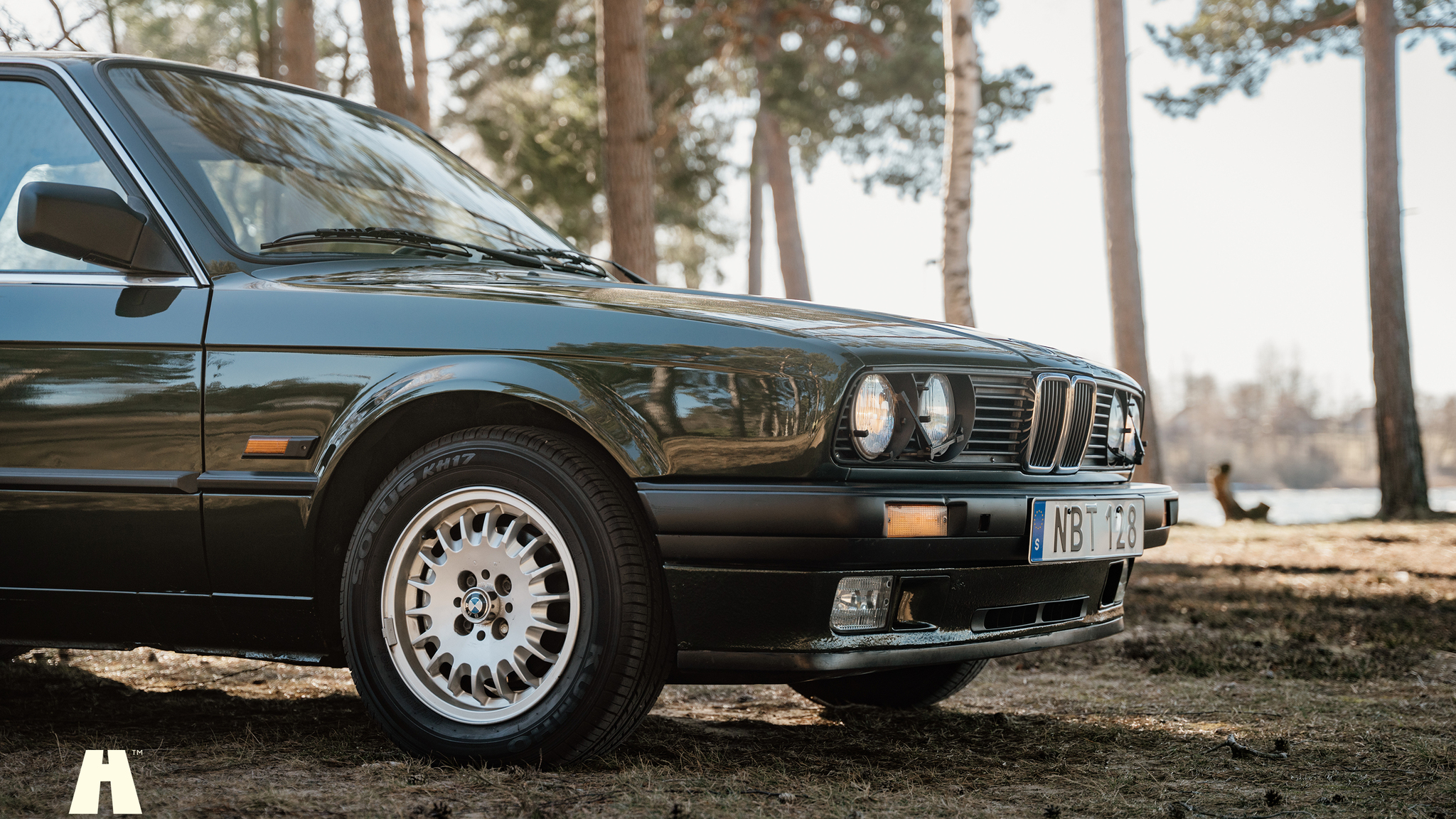 Exteriörbild på 1988 BMW 325 Coupé (31)