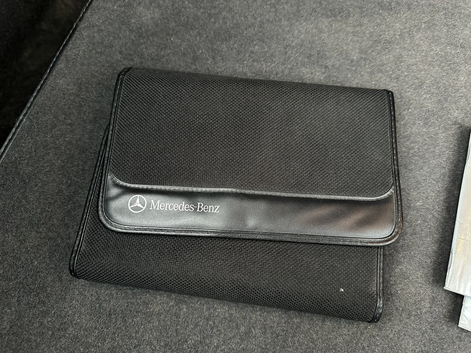 Dokumentation, 1993 Mercedes-Benz E 320 "AMG" (16)