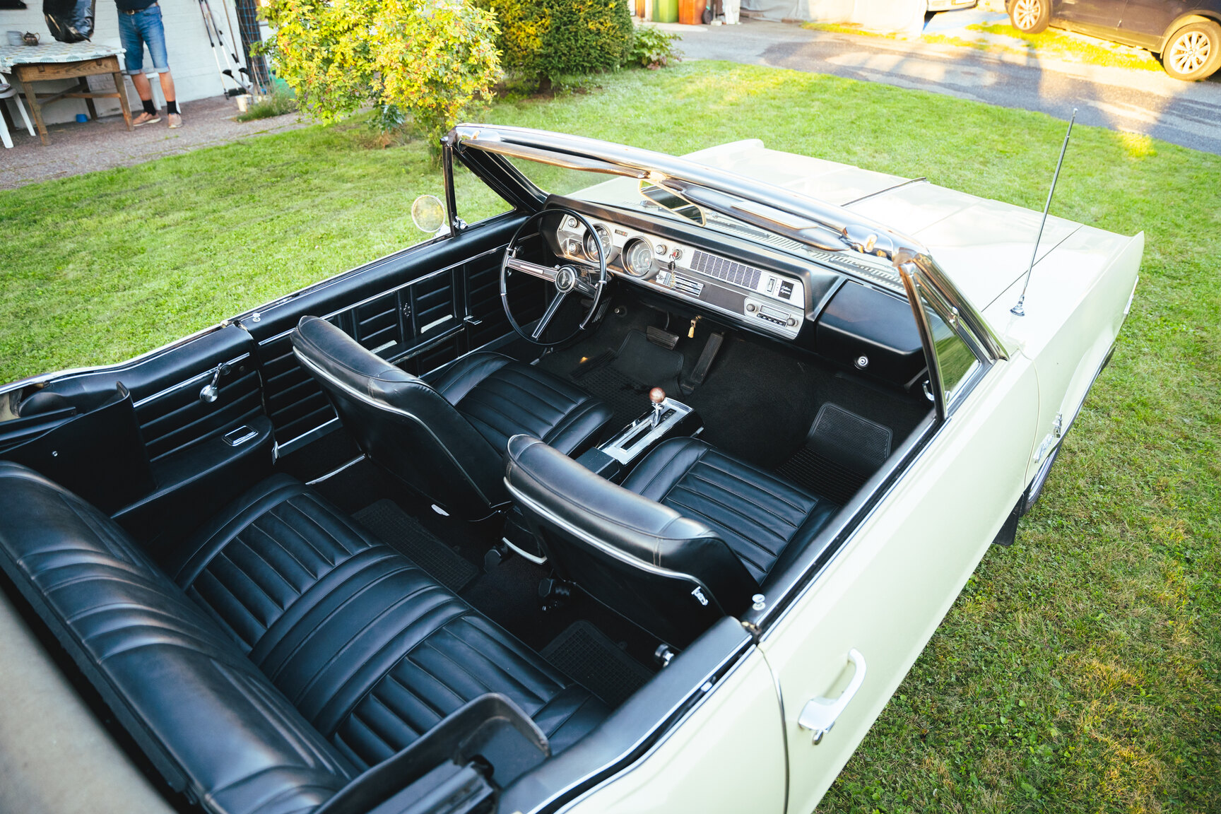 Interiörbild 1967 Oldsmobile Cutlass Supreme Cabriolet