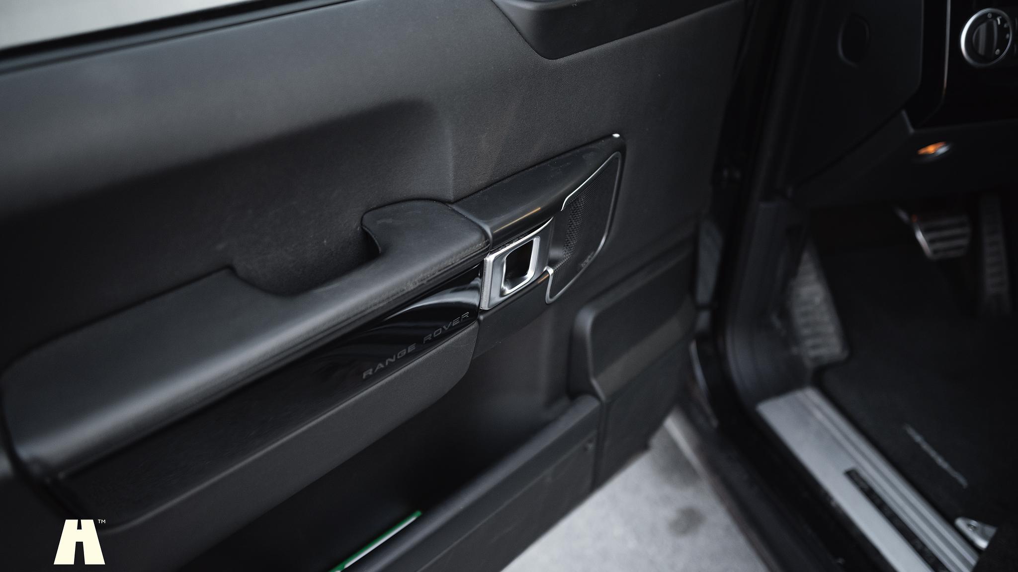 Interior image of 2012 Land Rover Range Rover Westminster TDV8 (L322)