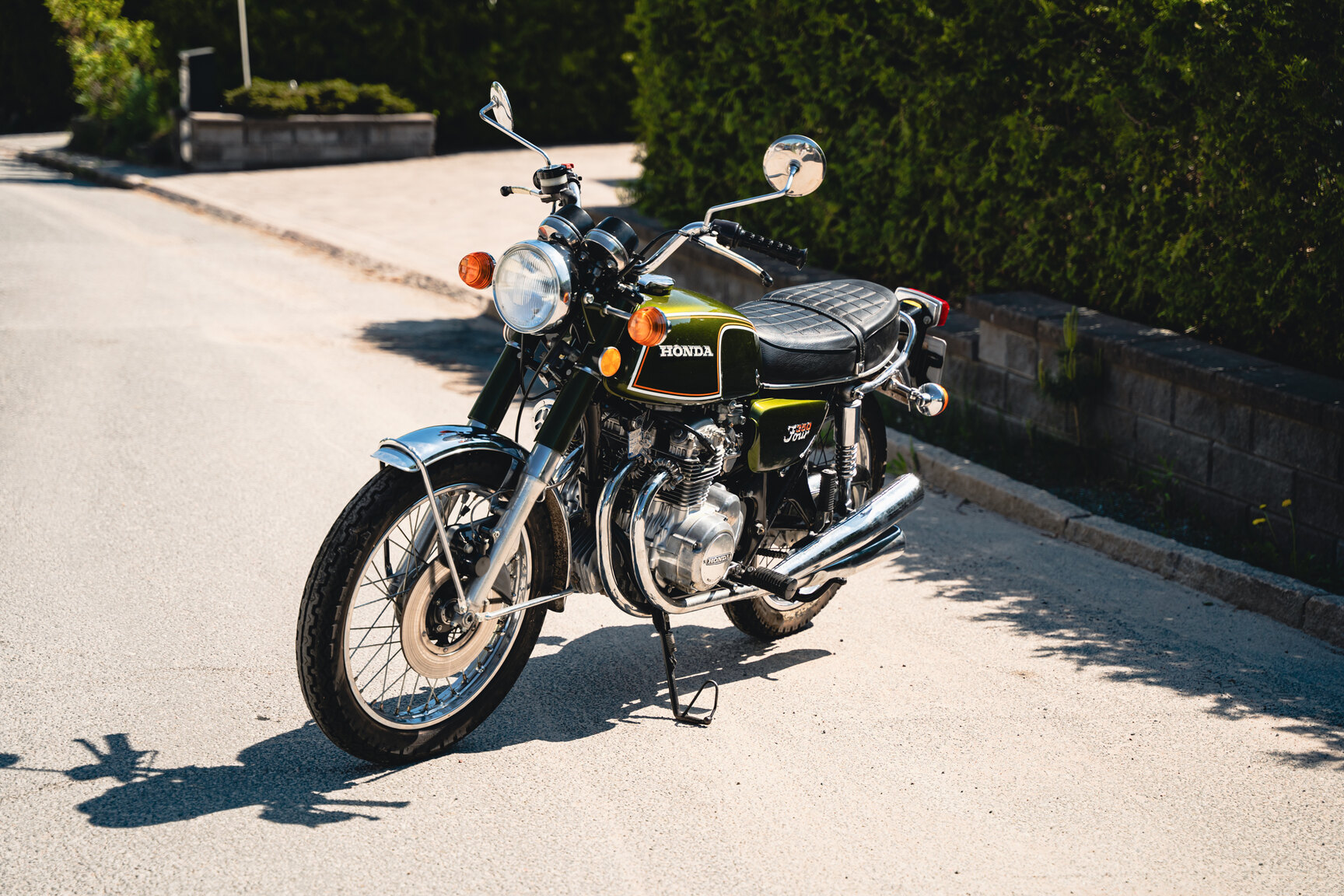 Exteriörbild på 1973 Honda CB 350 Four