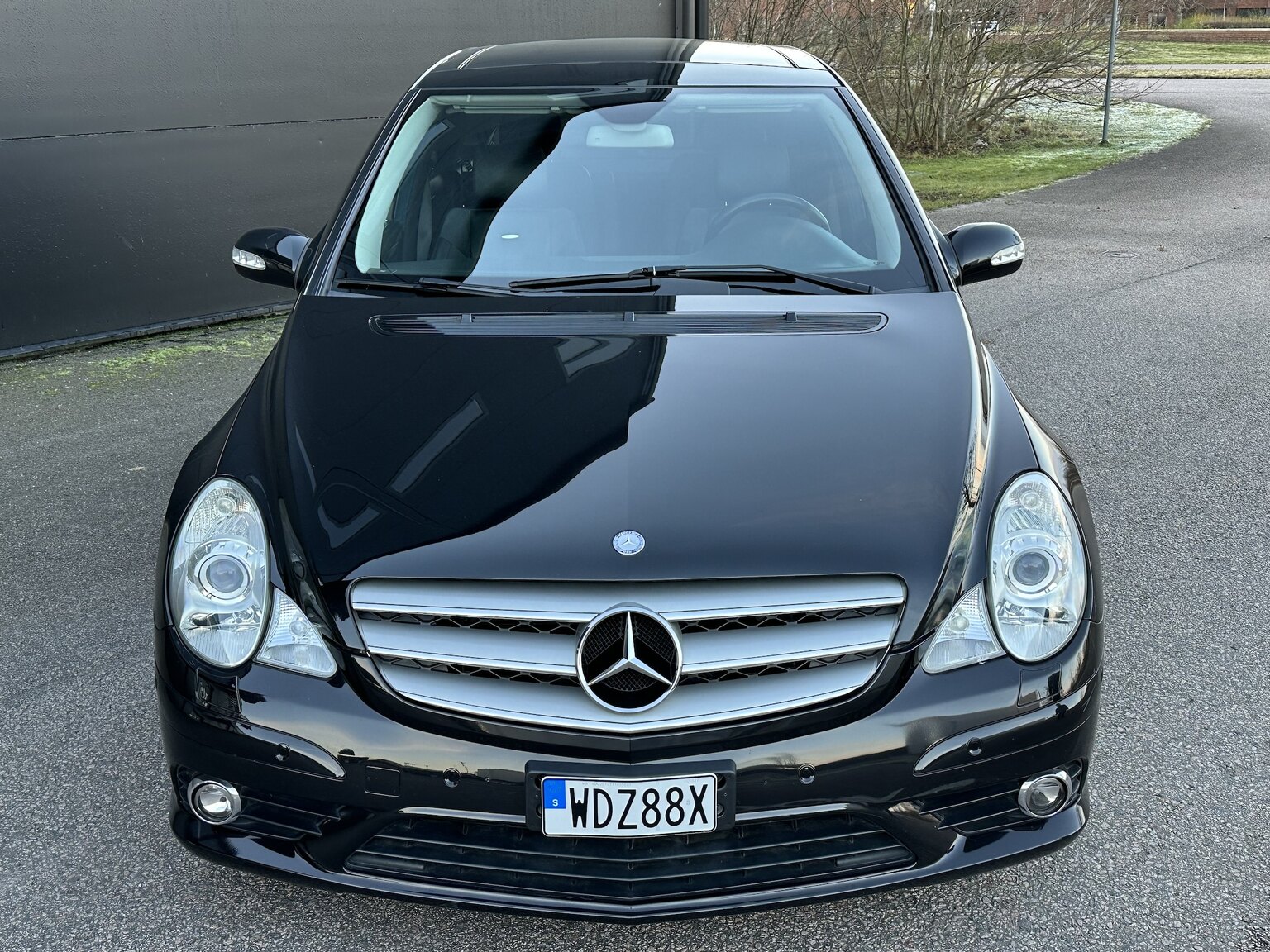 Exteriörbild på 2007 Mercedes-Benz R63 AMG