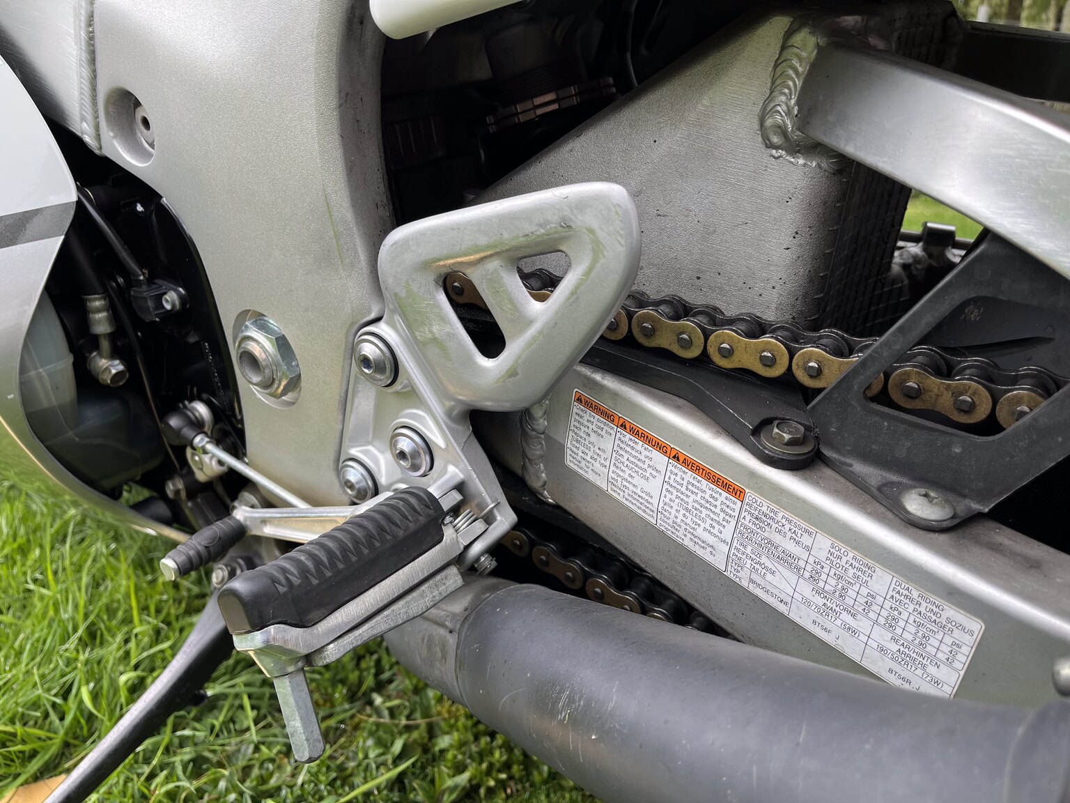 Exteriörbild på 1999 Suzuki GSX1300R Hayabusa (32)