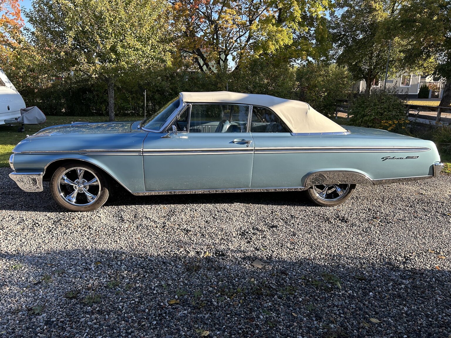 Exteriörbild på 1962 Ford Galaxie 500 XL Sunliner