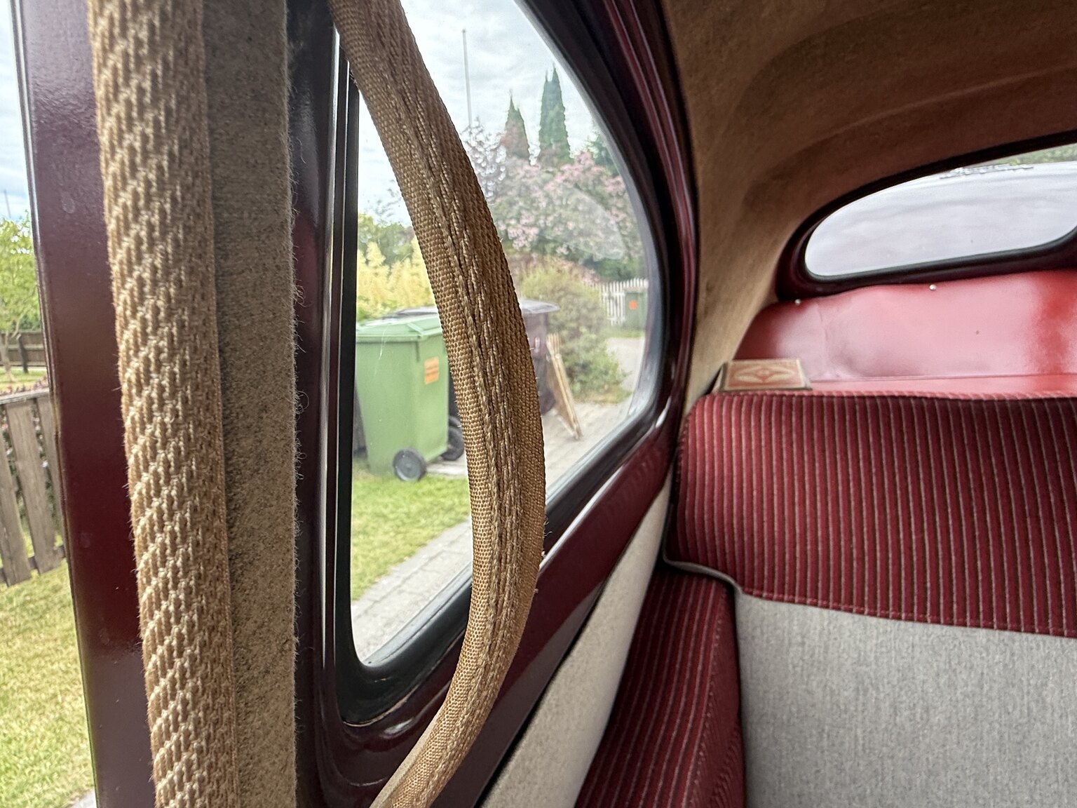 Interior image of 1953 Volvo PV 444 ES