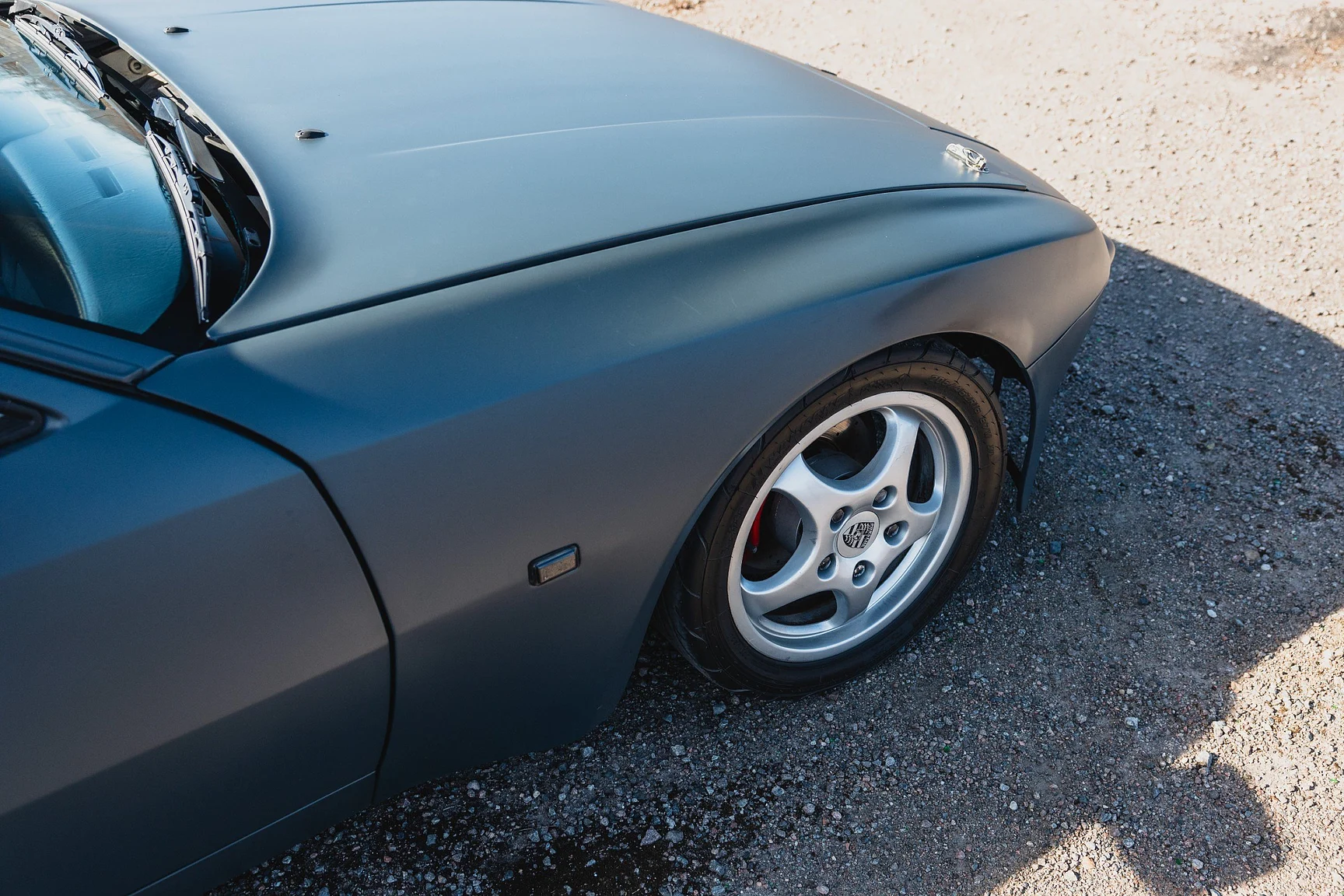 Aussenfoto 1982 Porsche 944 Trackday (12)