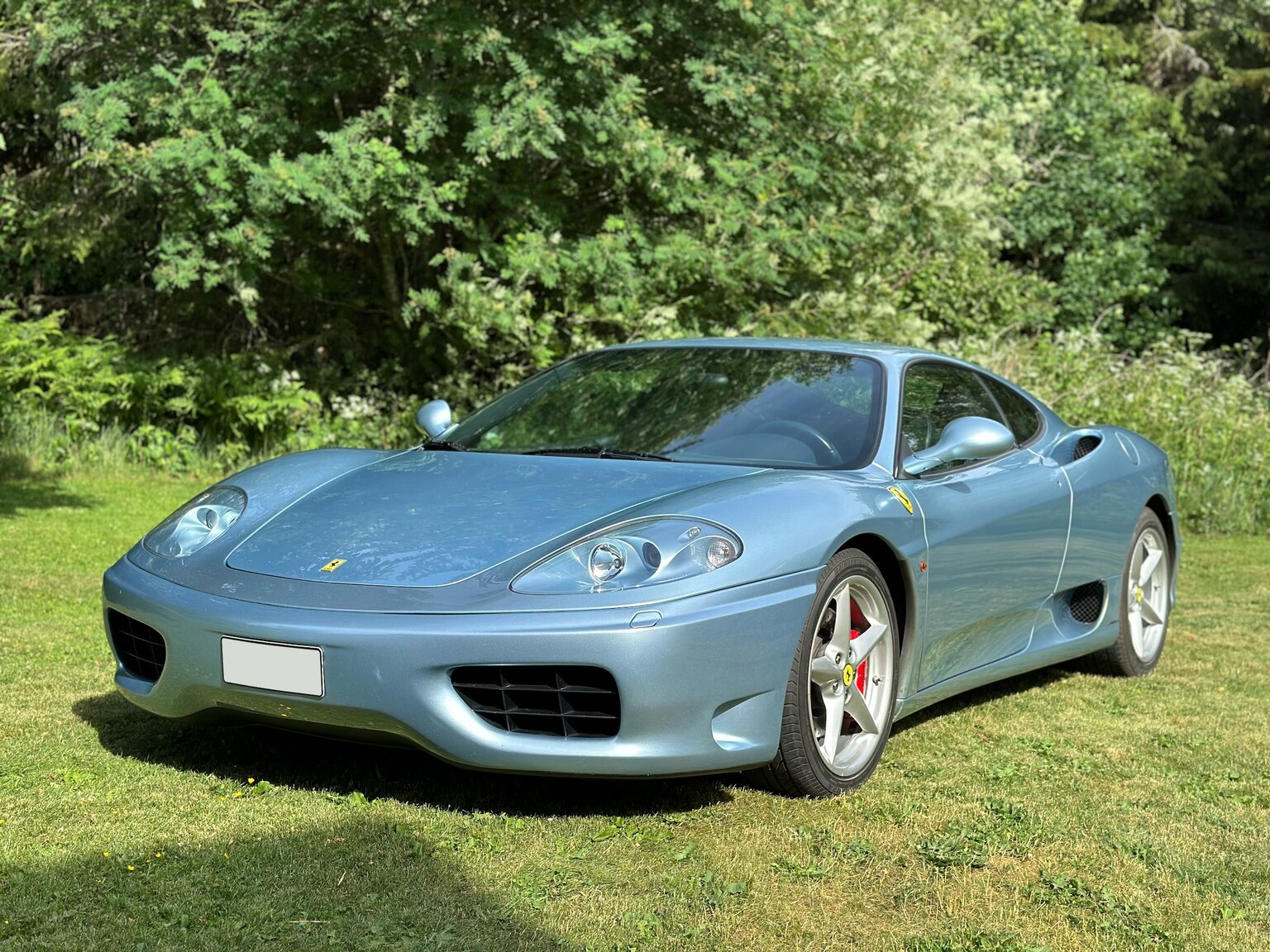 Exterior image of 2001 Ferrari 360 Modena V8 Manual (10)