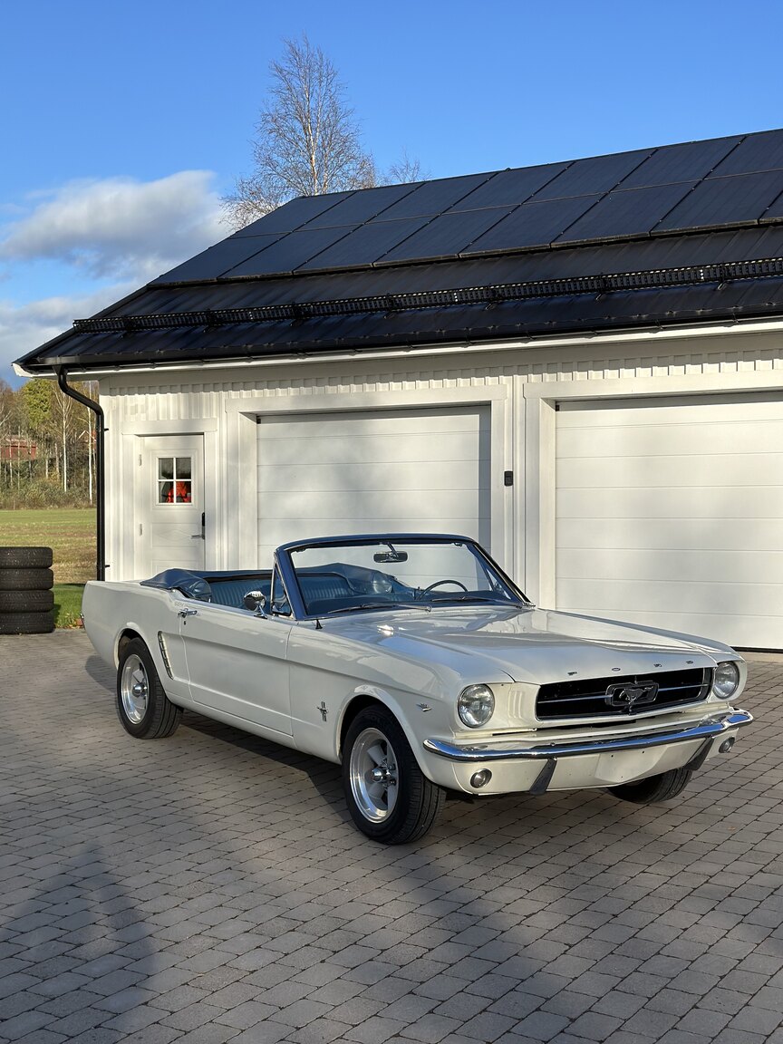 Exteriörbild på 1966 Ford Mustang Convertible