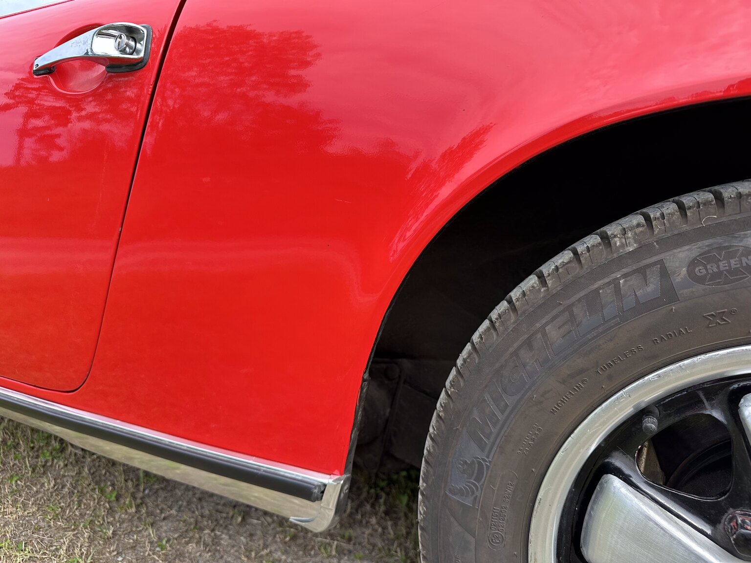 Exteriörbild på 1969 1969 PORSCHE COUPÉ 911 T 