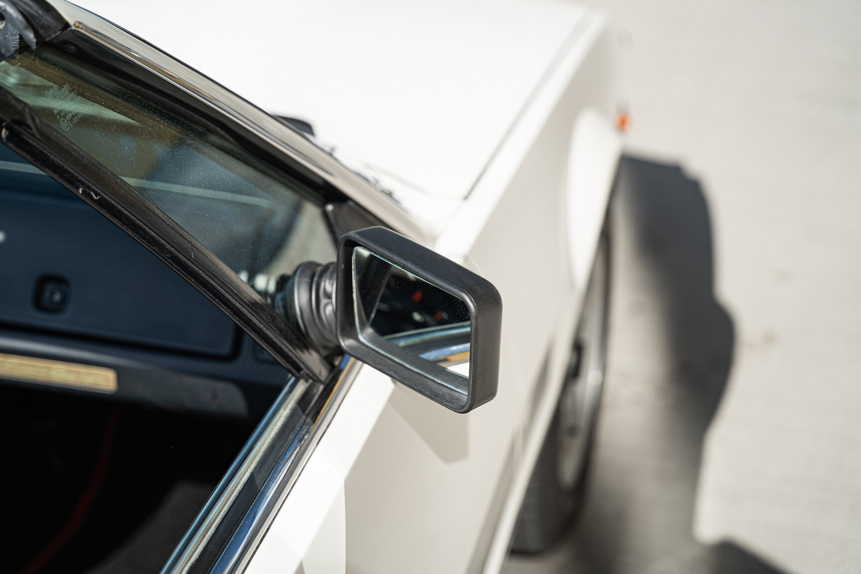 Exteriörbild på 1984 Bertone X 1/9